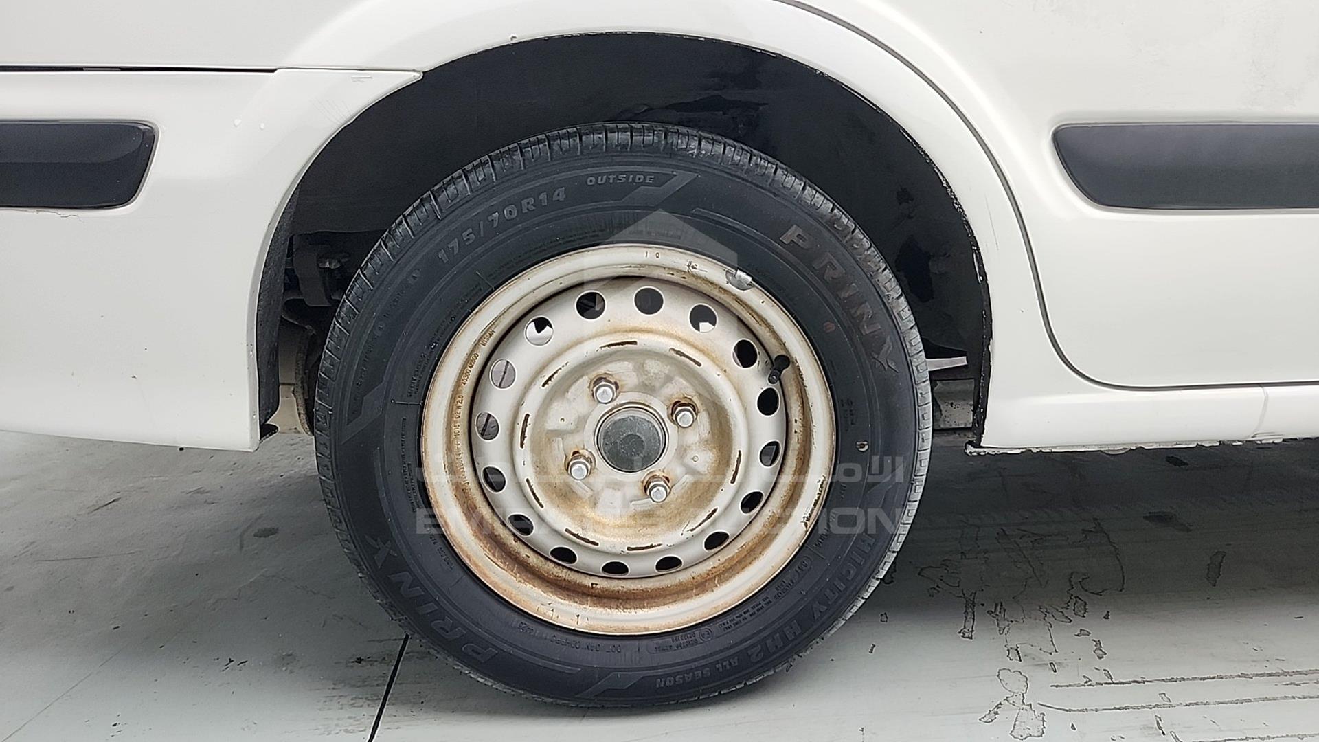 2003 NISSAN SUNNY VIN: JN1FN61S53W008582
