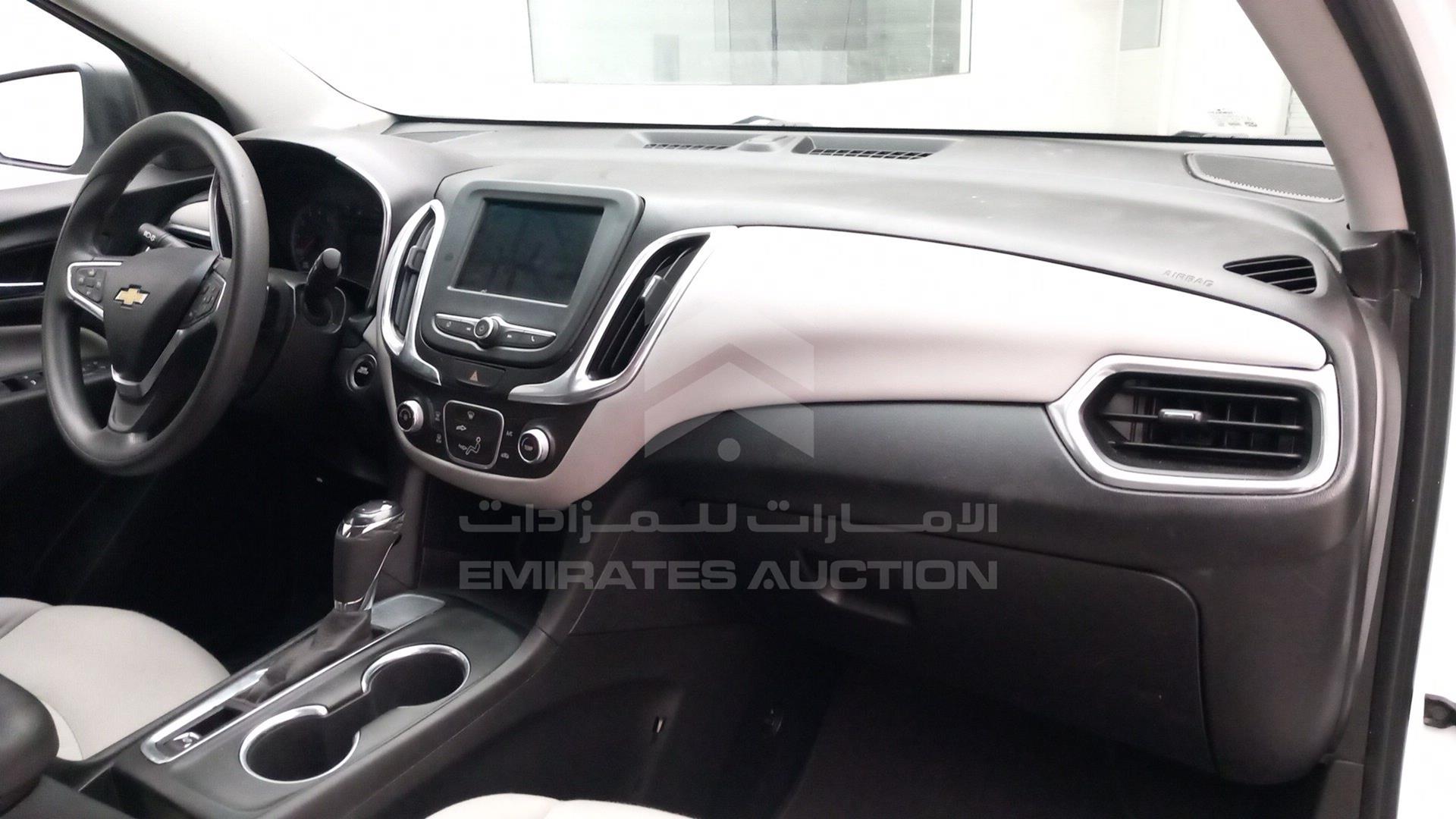 2019 CHEVROLET EQUINOX VIN: 2GNAXHEV4K6100686
