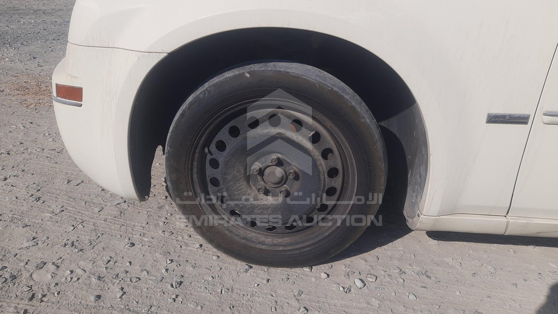 2008 CHRYSLER 300 VIN: 2C3LA53G28H225080