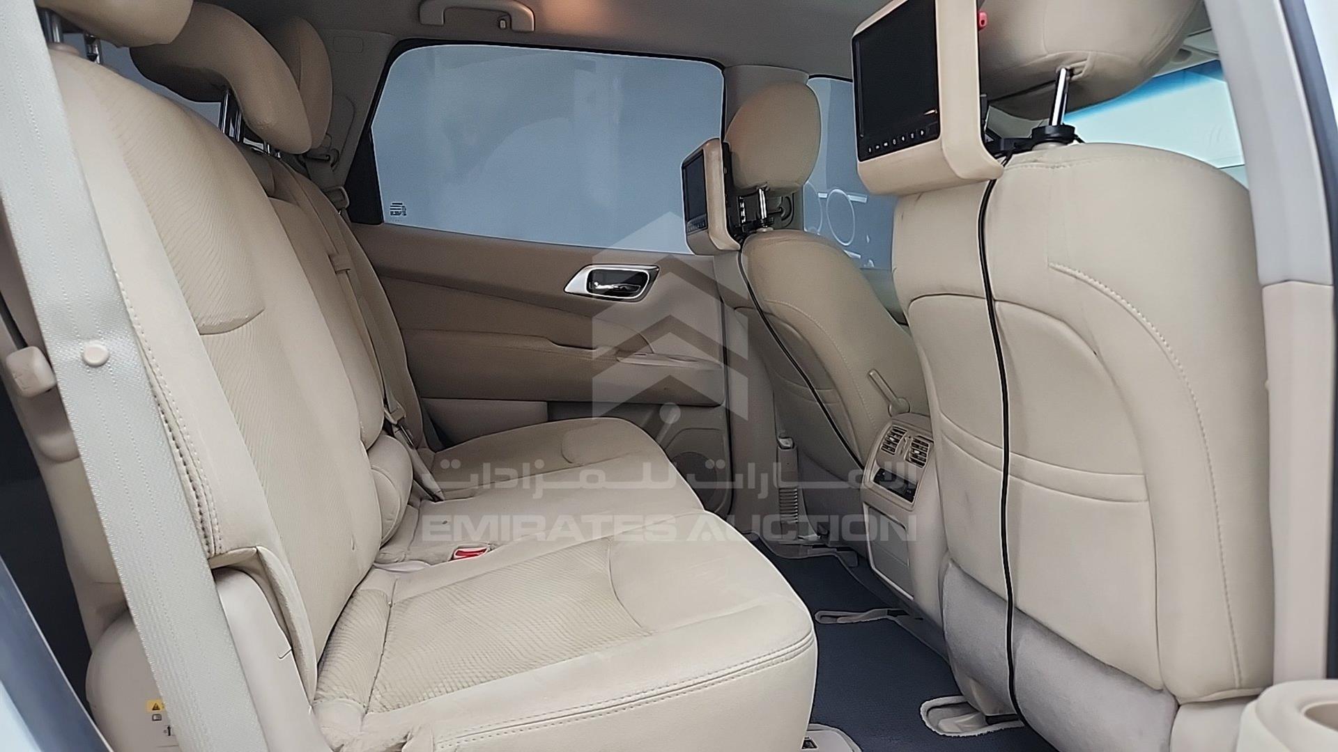 2015 NISSAN PATHFINDER VIN: 5N1AR2M54FC664462