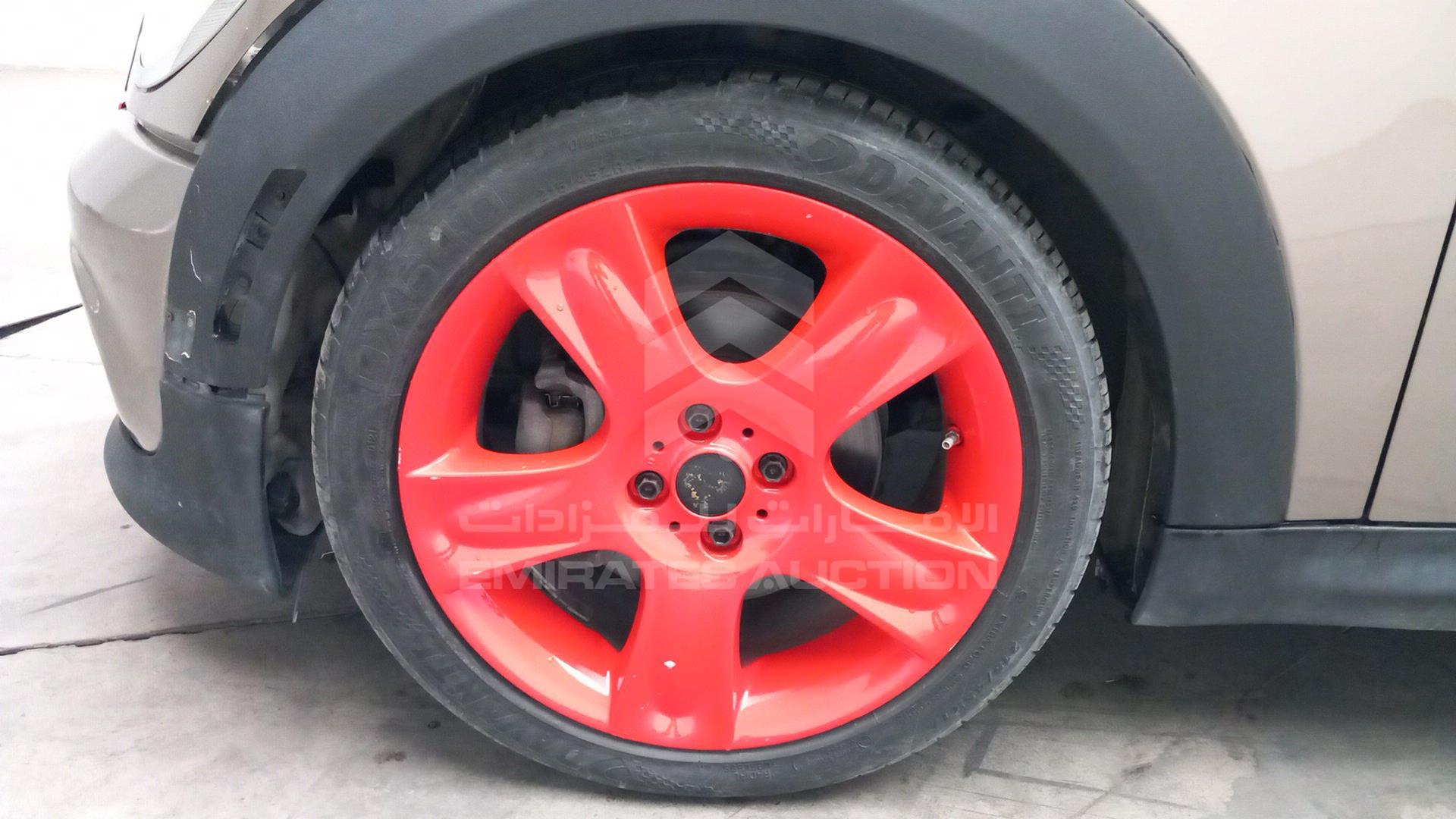 2013 MINI COOPER VIN: WMWSU3C52DT684427
