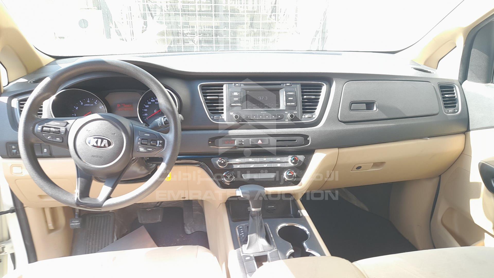 2020 KIA CARNIVAL VIN: KNAMB8126L6645485