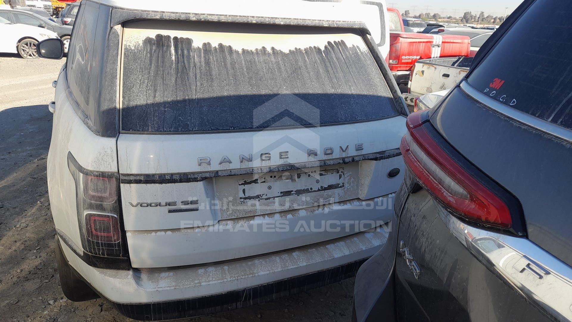 2014 RANGE ROVER VOGUE VIN: SALGA2EFXEA136165
