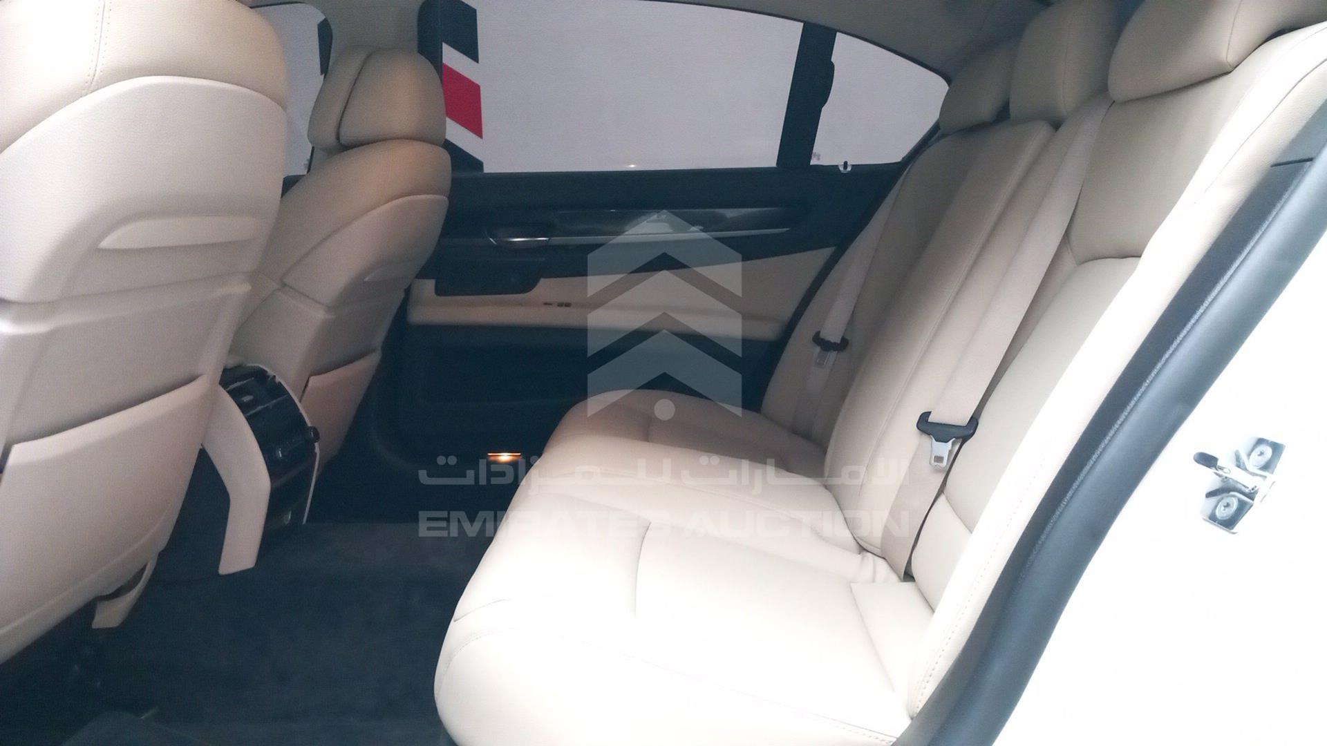 2009 BMW 740 IL VIN: WBAKB410X9CY46332