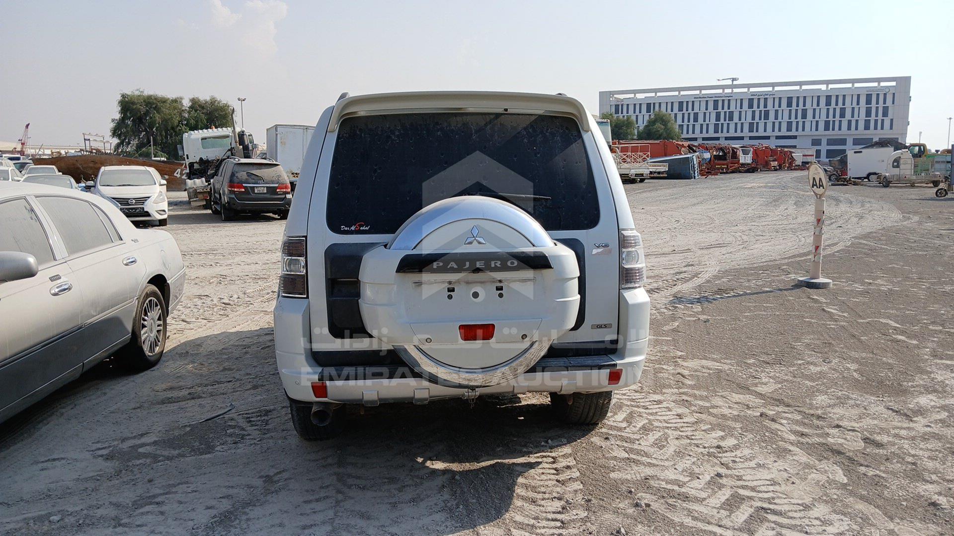 2014 MITSUBISHI PAJERO VIN: JMYLRV95WEJ709535