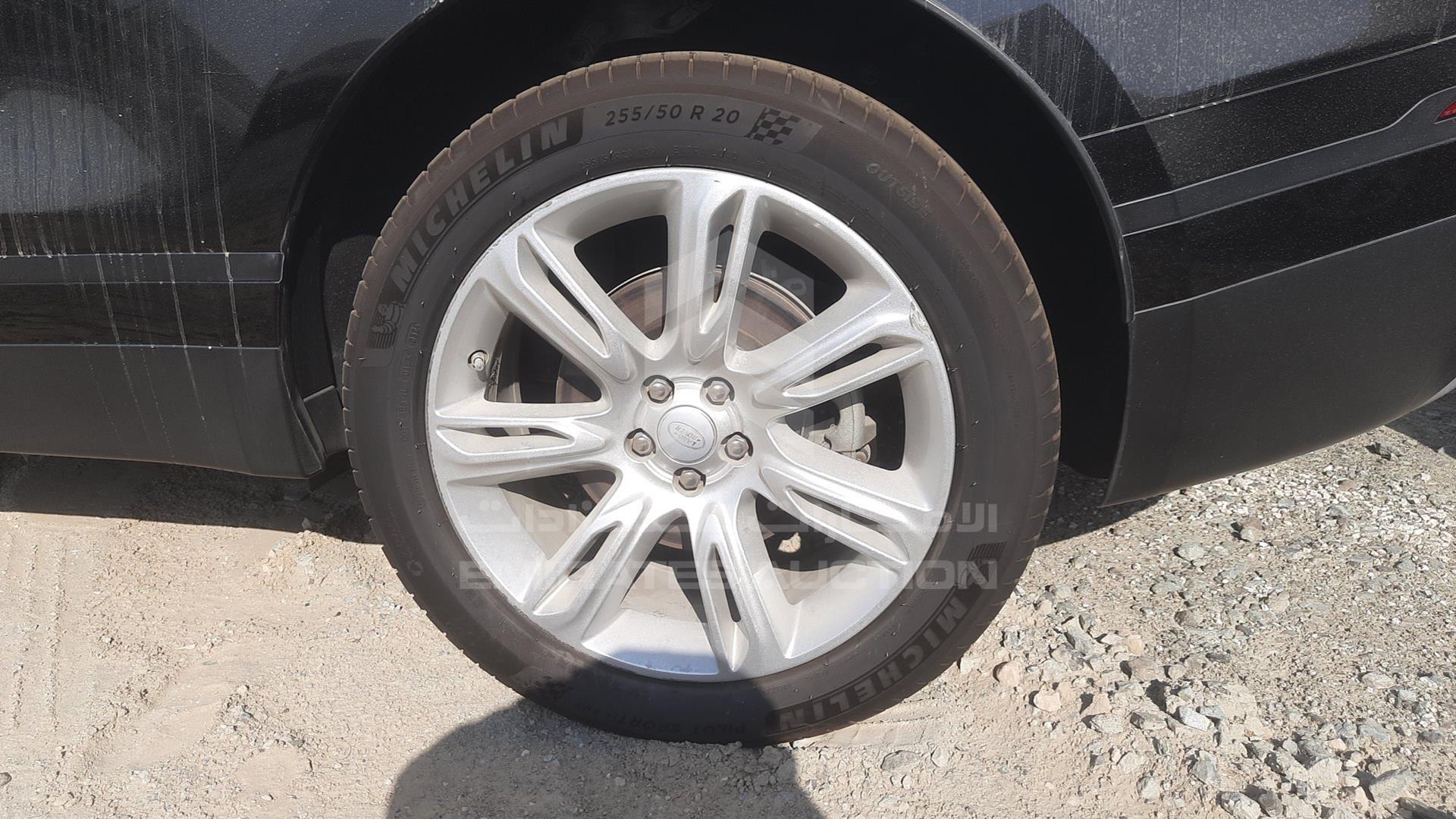 2020 RANGE ROVER VELAR VIN: SALYA2BX4LA259684