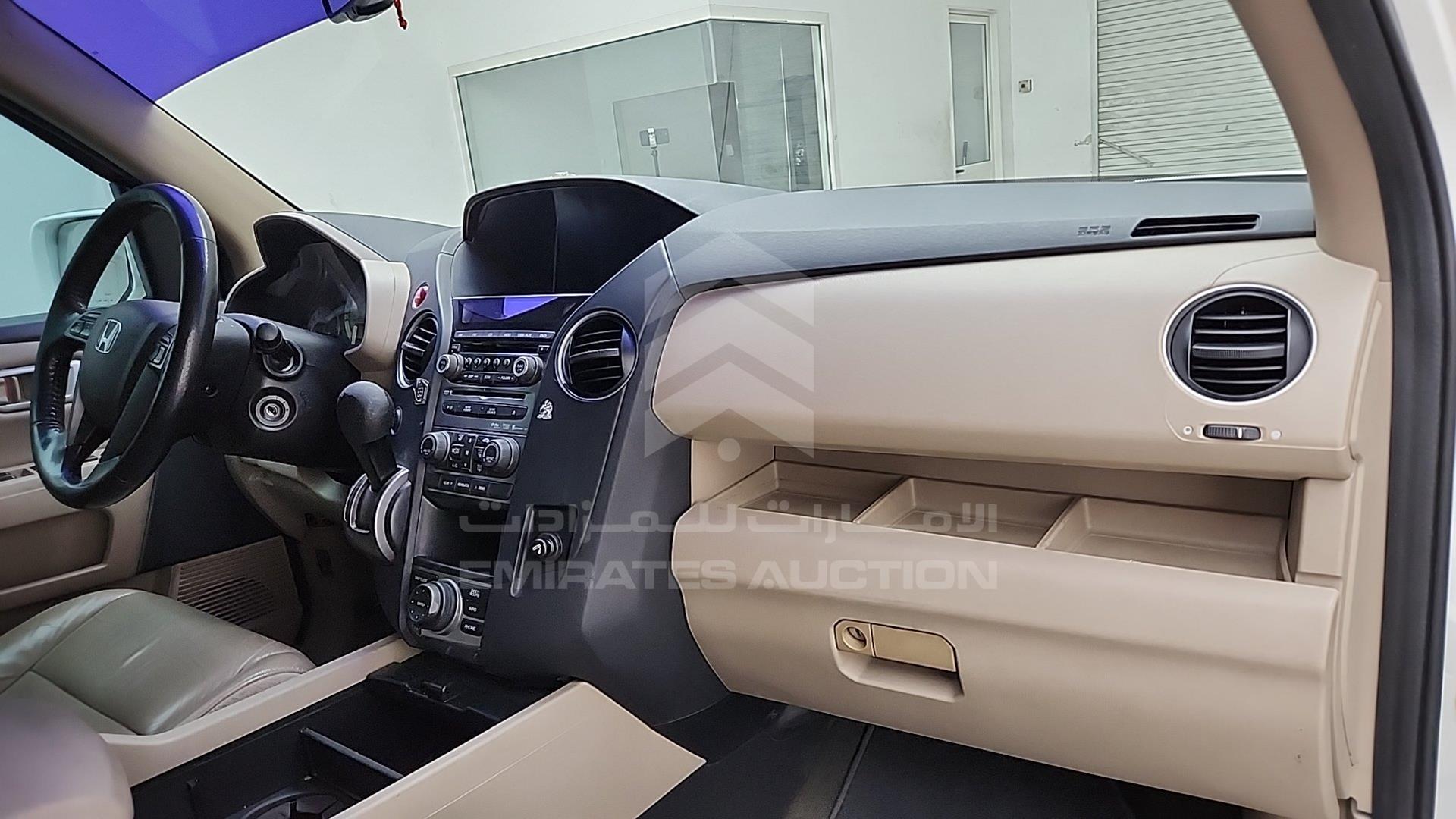 2015 HONDA PILOT VIN: 5FNYF4881FB701658