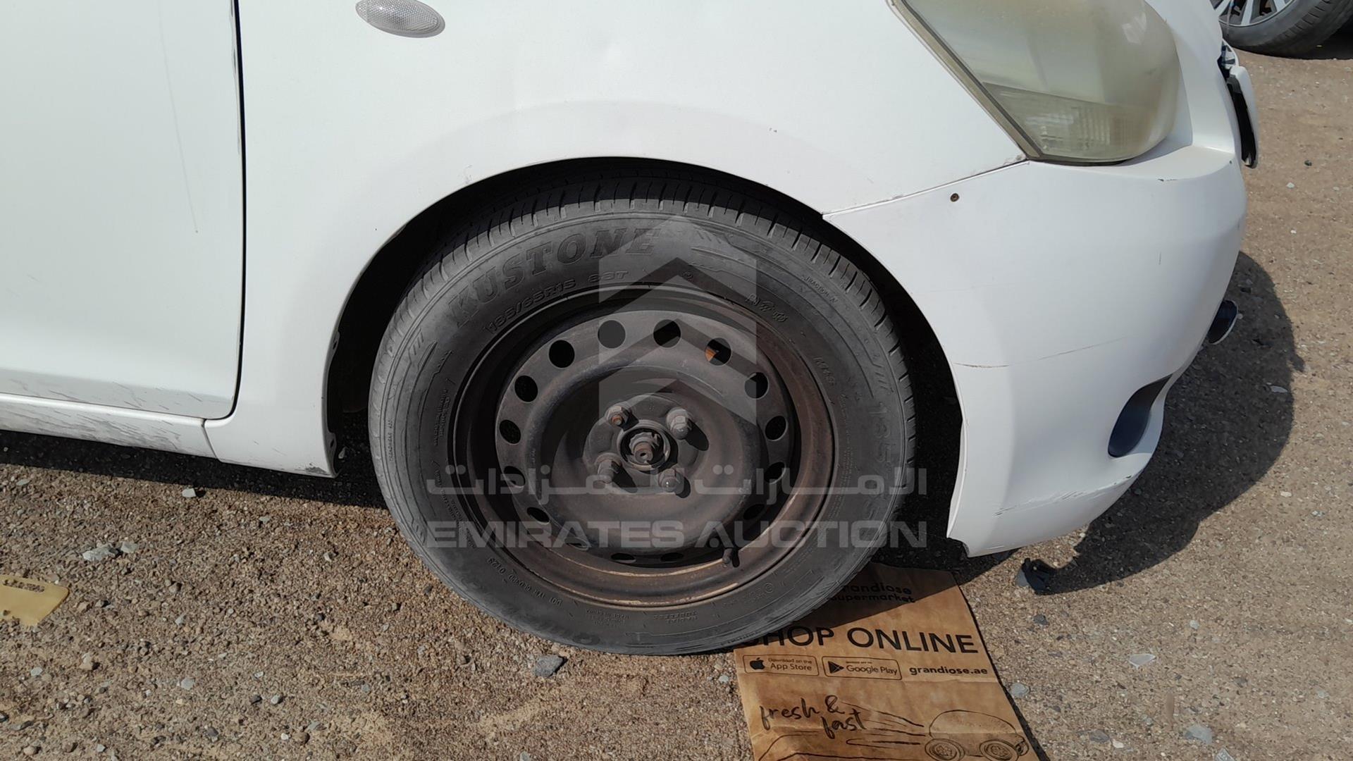 2010 TOYOTA YARIS VIN: JTDBW9233A1186325