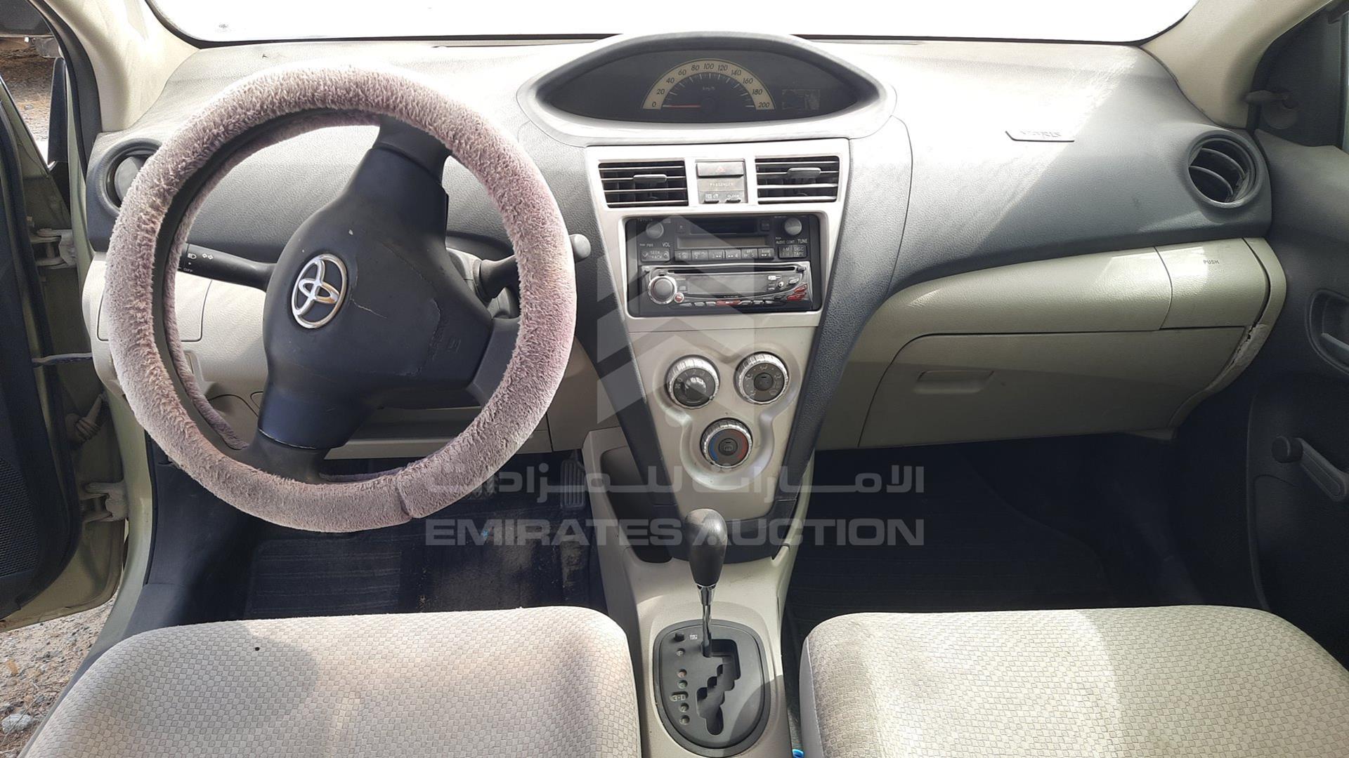 2006 TOYOTA YARIS VIN: JTDBW933261003695