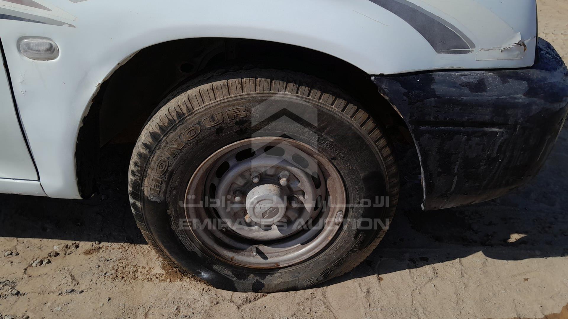 2004 MITSUBISHI L 200 VIN: MMBJNK6204D039338