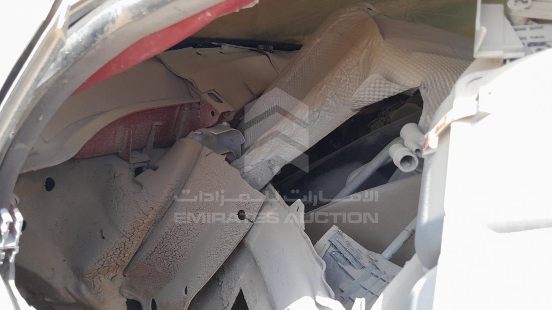 بي ام دبليو 330 2003 — زاوية واجهة السائق الأمامية اليسرى — صورة 10