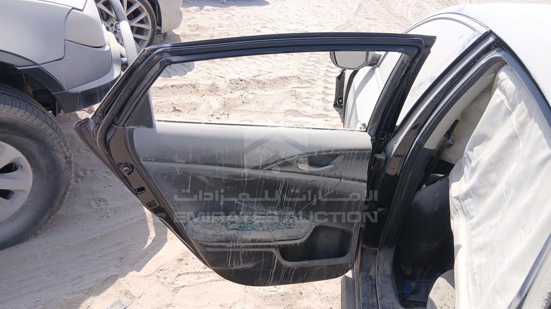 هوندا سيفيك 2018 — الباب الخلفي الأيسر — صورة 18
