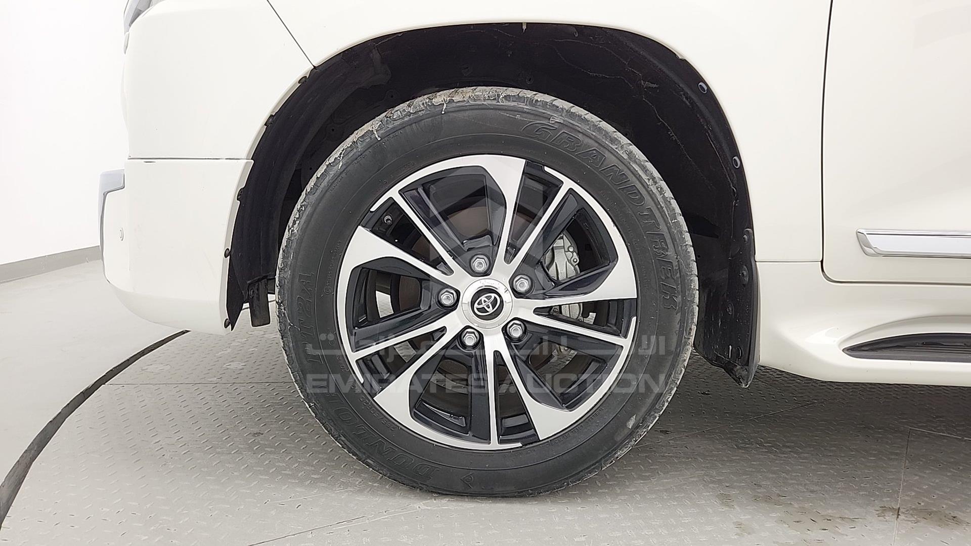 2021 TOYOTA LAND CRUISER VIN: JTMHX01J7M4225066