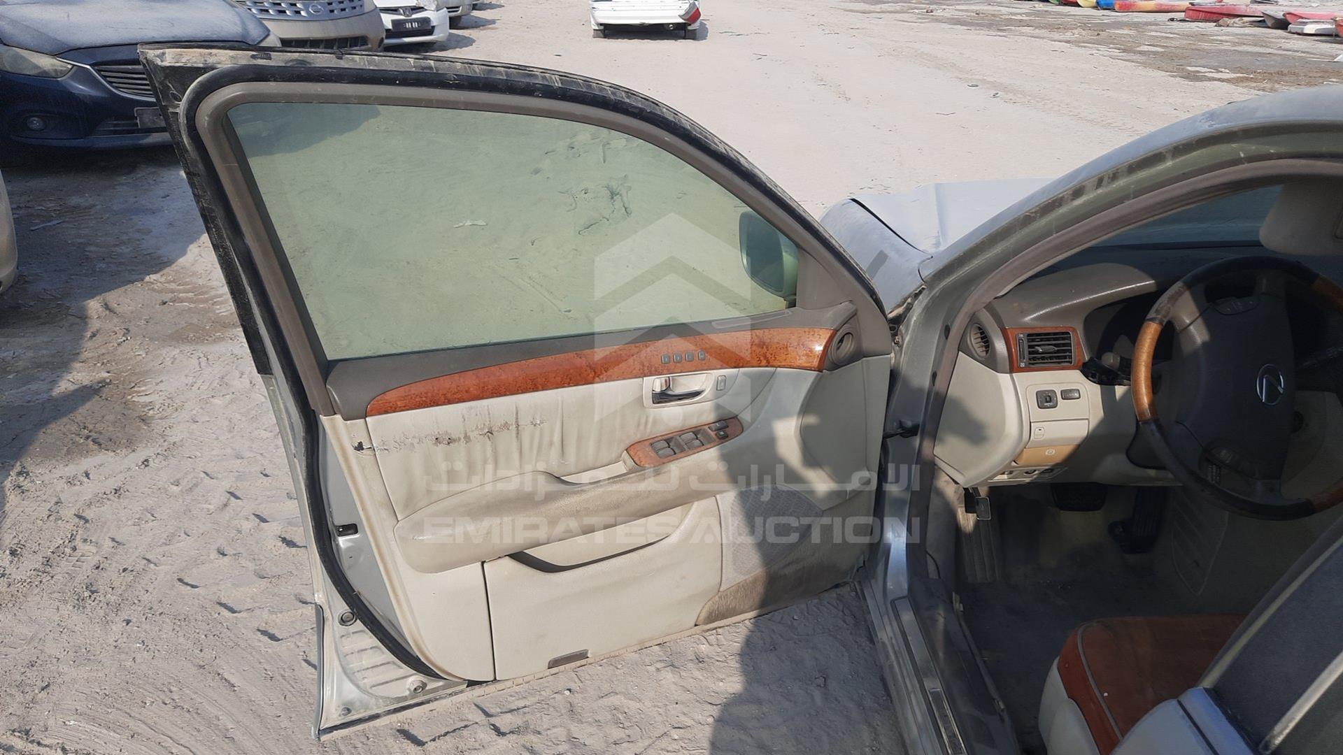 2003 LEXUS LS 430 VIN: JTHBN30F930118129