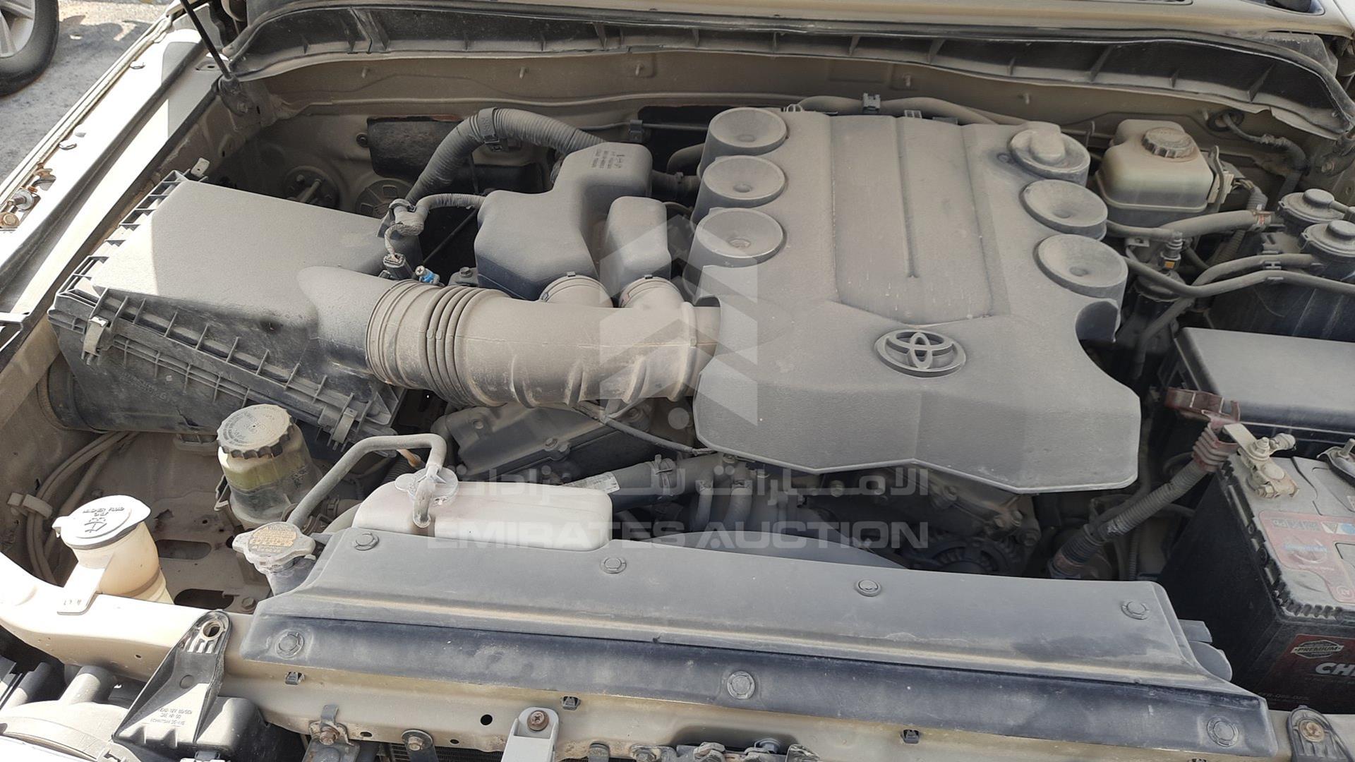 2014 TOYOTA FJ CRUISER VIN: JTEBU11F3EK198103