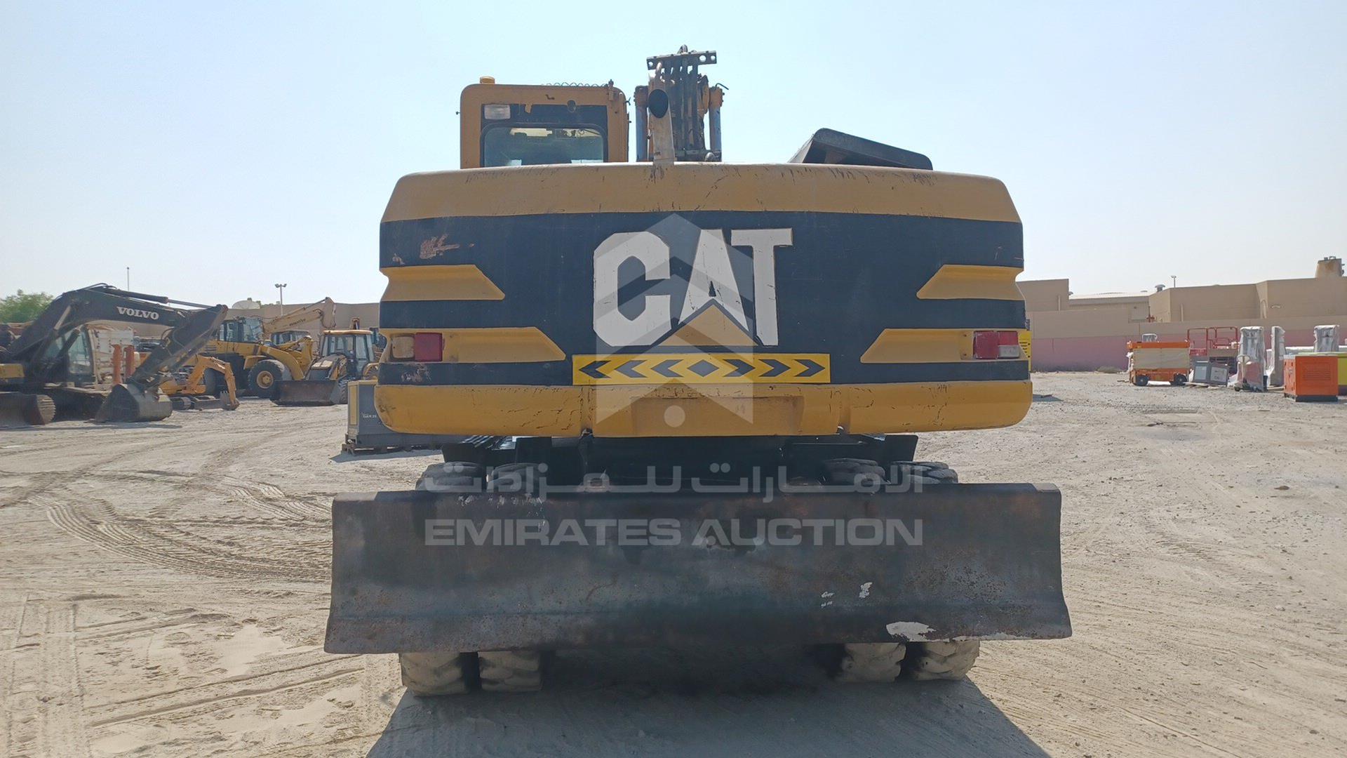 2004 CATERPILLAR M318 VIN: CAT0M318A8AL03477