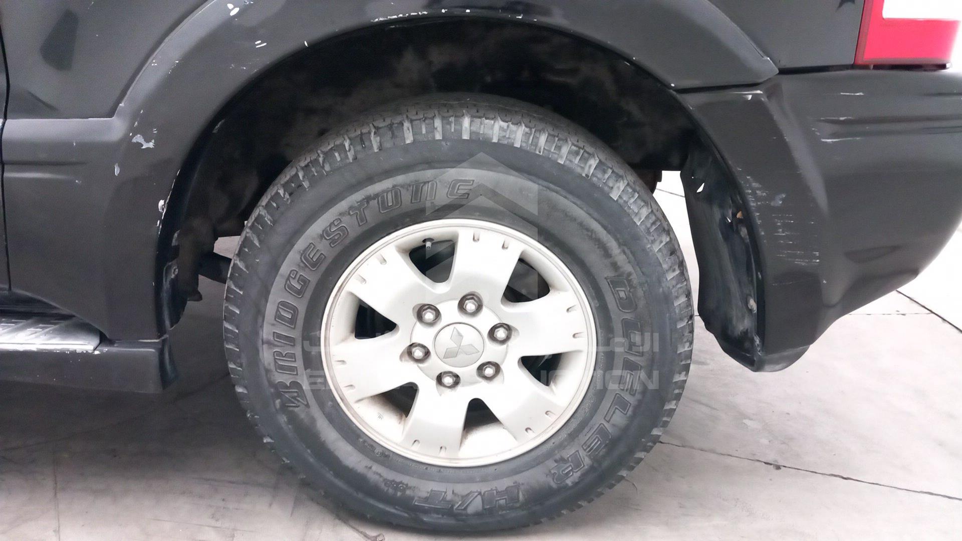 2007 MITSUBISHI PAJERO VIN: JMYMRV63W7J706149