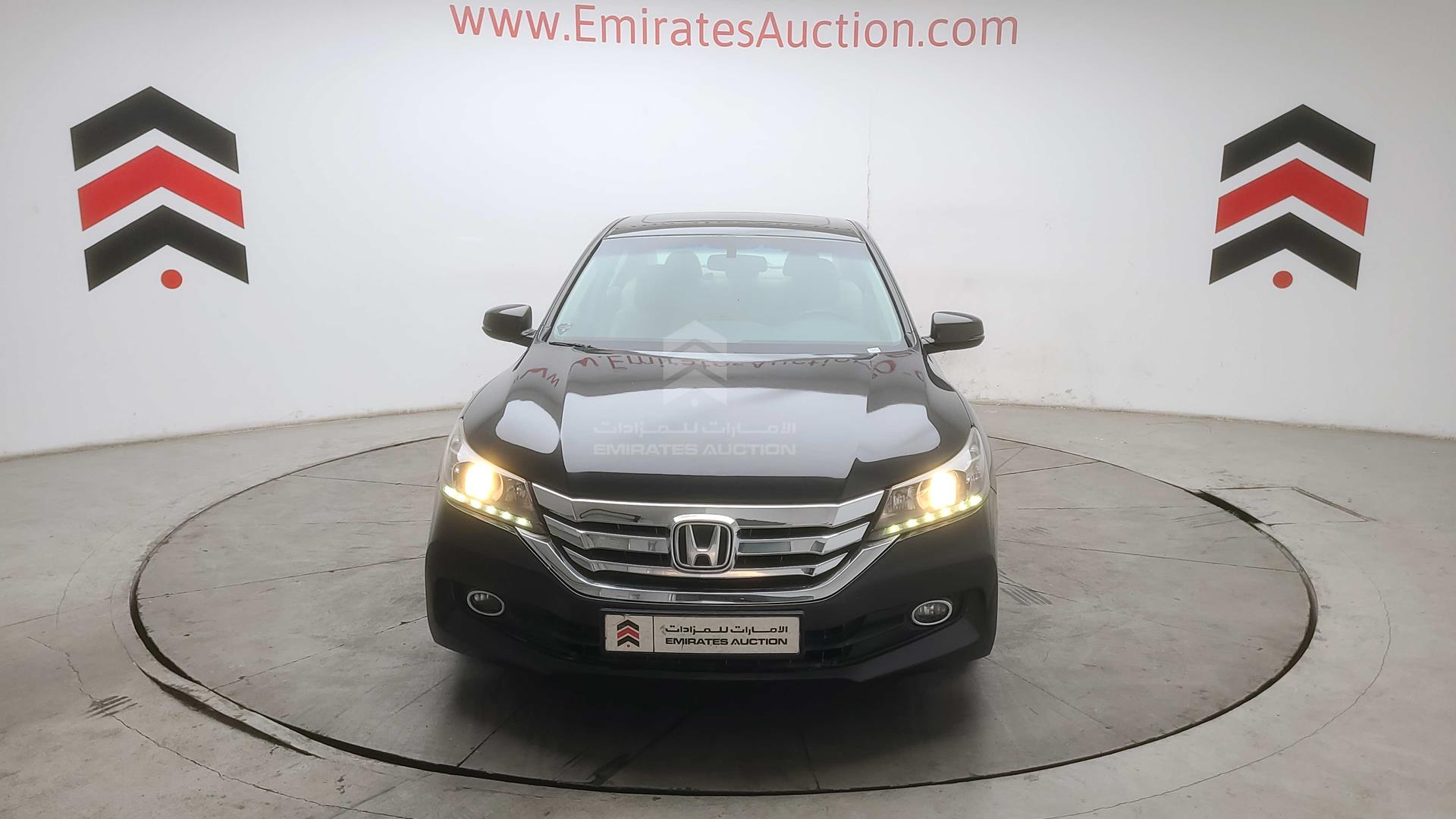 2016 HONDA ACCORD VIN: LUCCR2668G3407434
