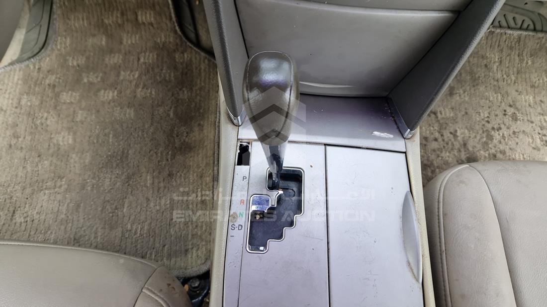2007 Toyota Camry — Gear View — Photo 18