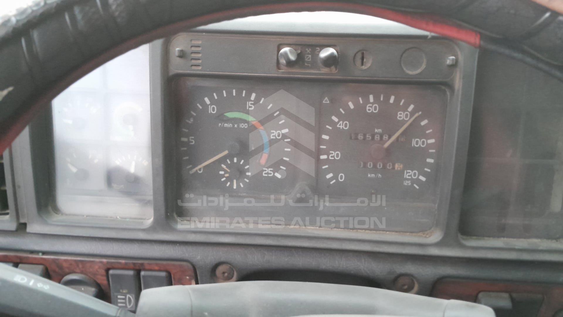1999 VOLVO FH12 VIN: YV2A4B3AXXB215995