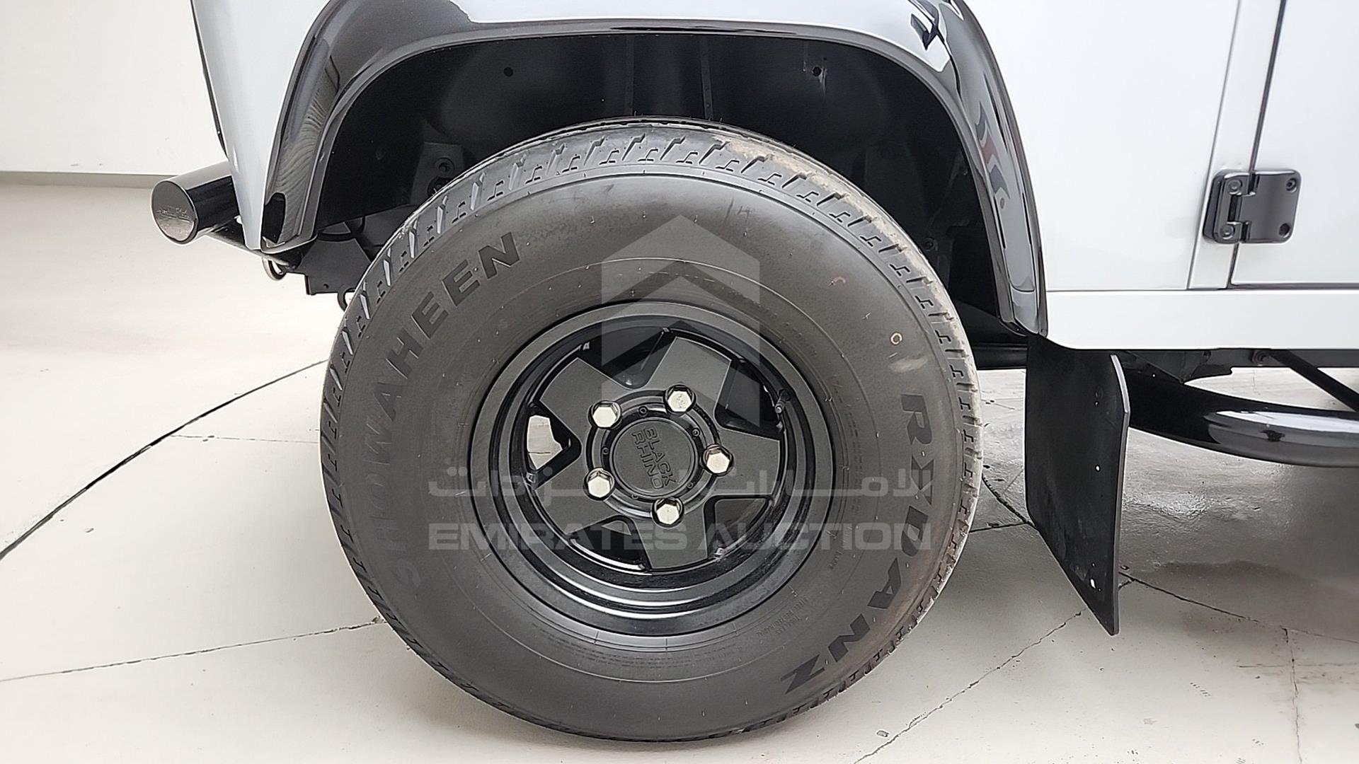 2010 LAND ROVER DEFENDER VIN: SALLDVBS8AA794793