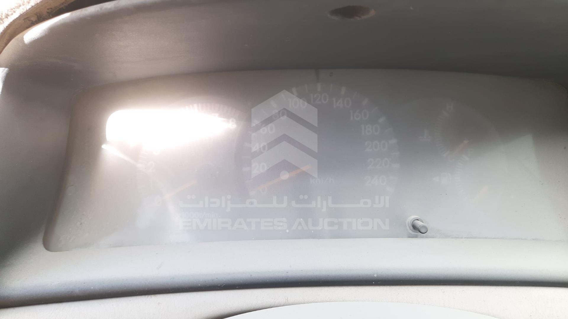 2003 TOYOTA COROLLA VIN: JTDBR23E933058242