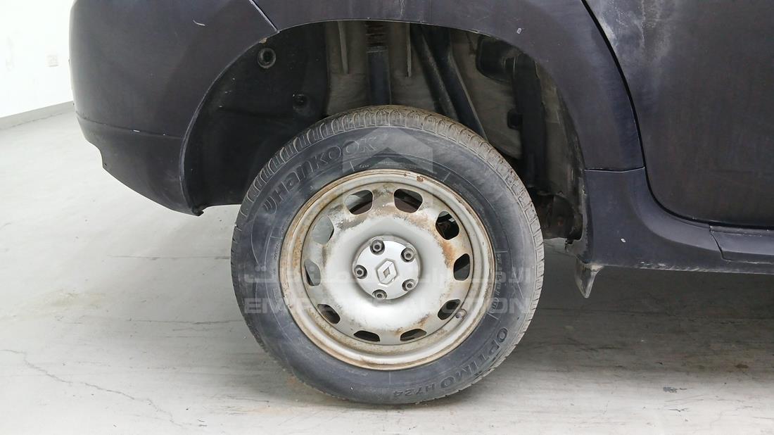 2014 Renault Duster — Rear Right Tyre — Photo 35