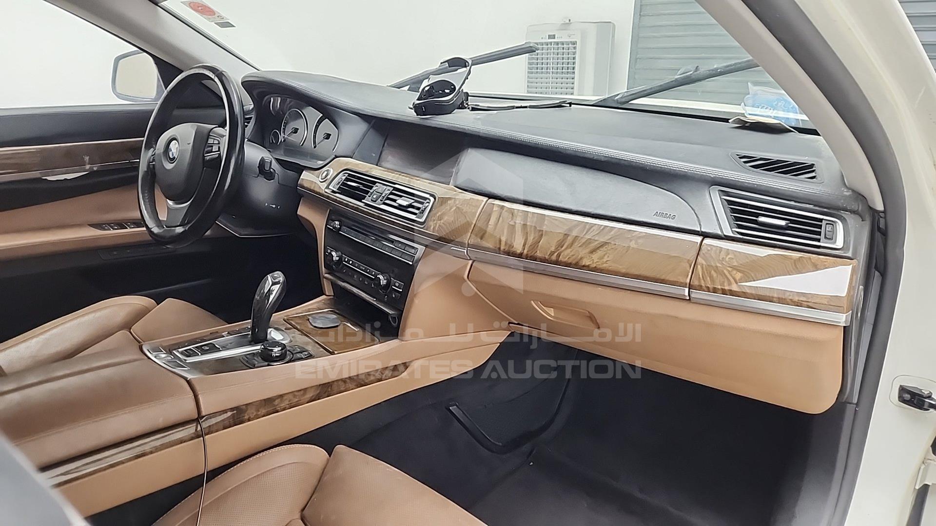 2009 BMW 740 LI VIN: WBAKB410X0C326148