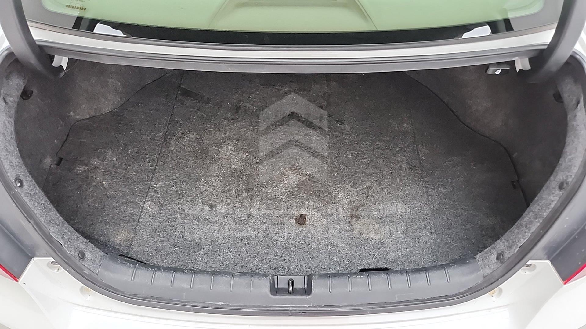 2017 HONDA ACCORD VIN: 1HGCR261XHA618318