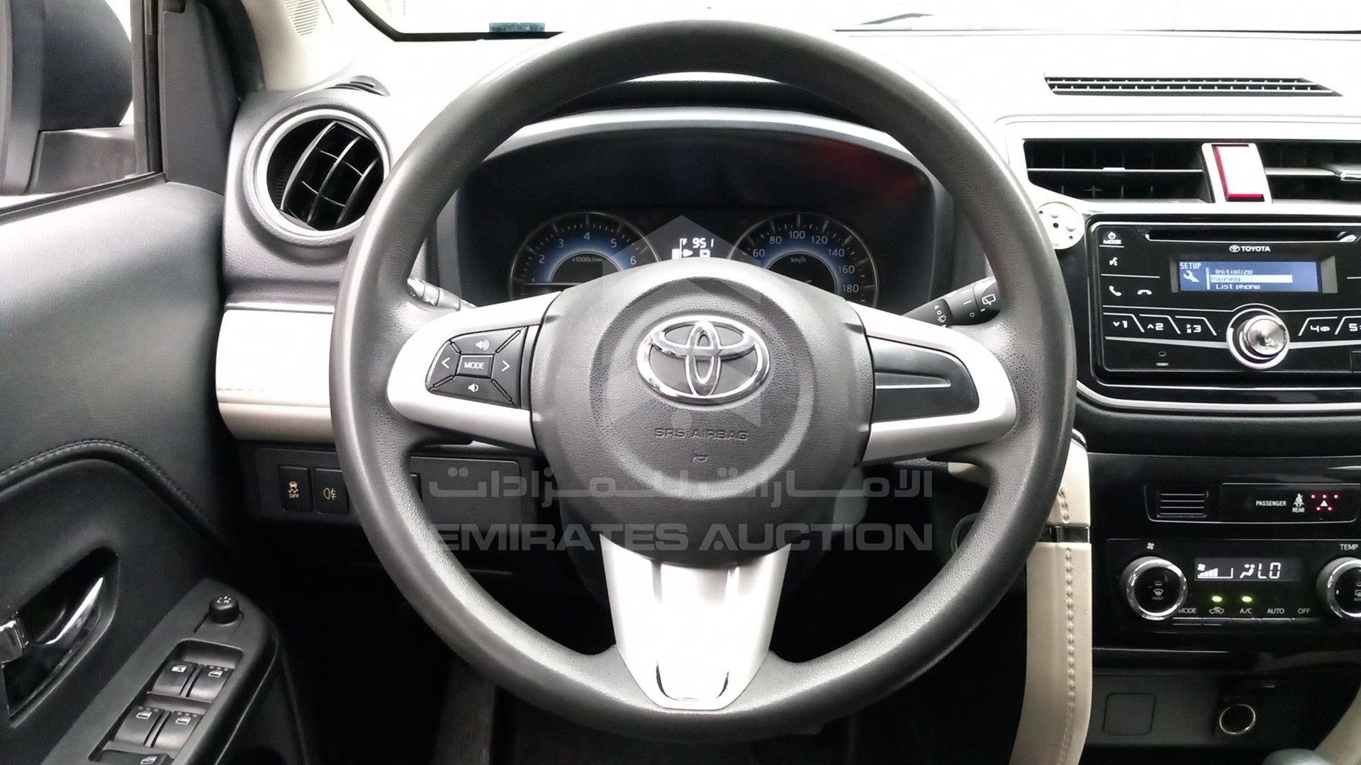 2019 TOYOTA RUSH VIN: MHKEF8BF4KK001301