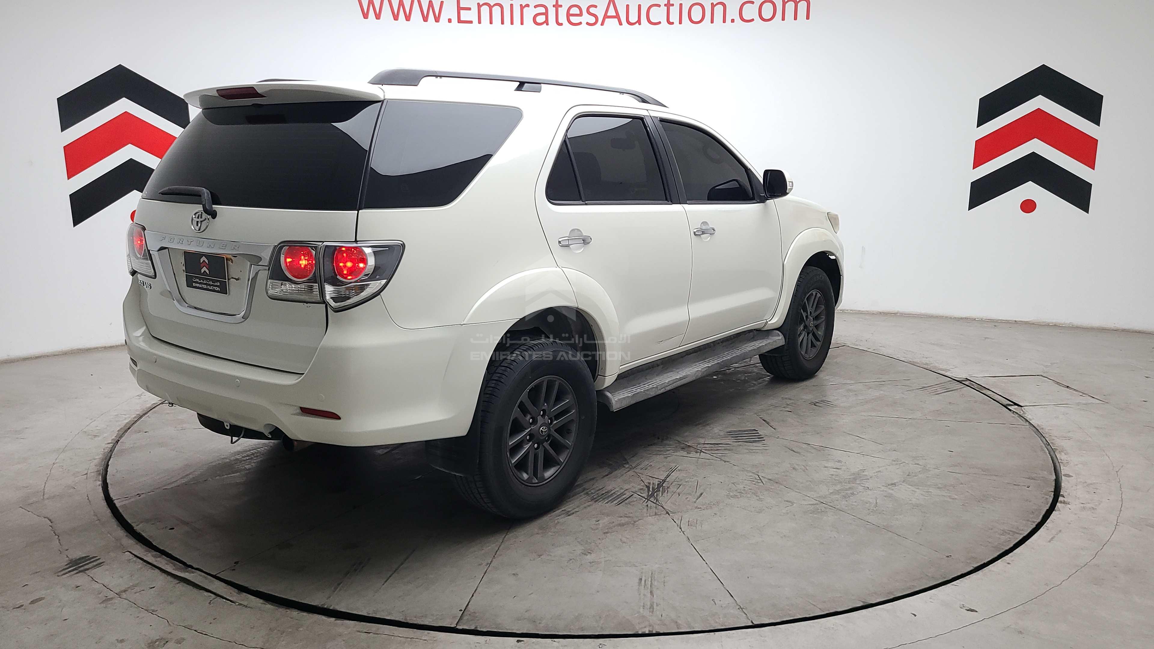 MHFYU59G9F7040120 - 2015 Toyota Fortuner - #460919