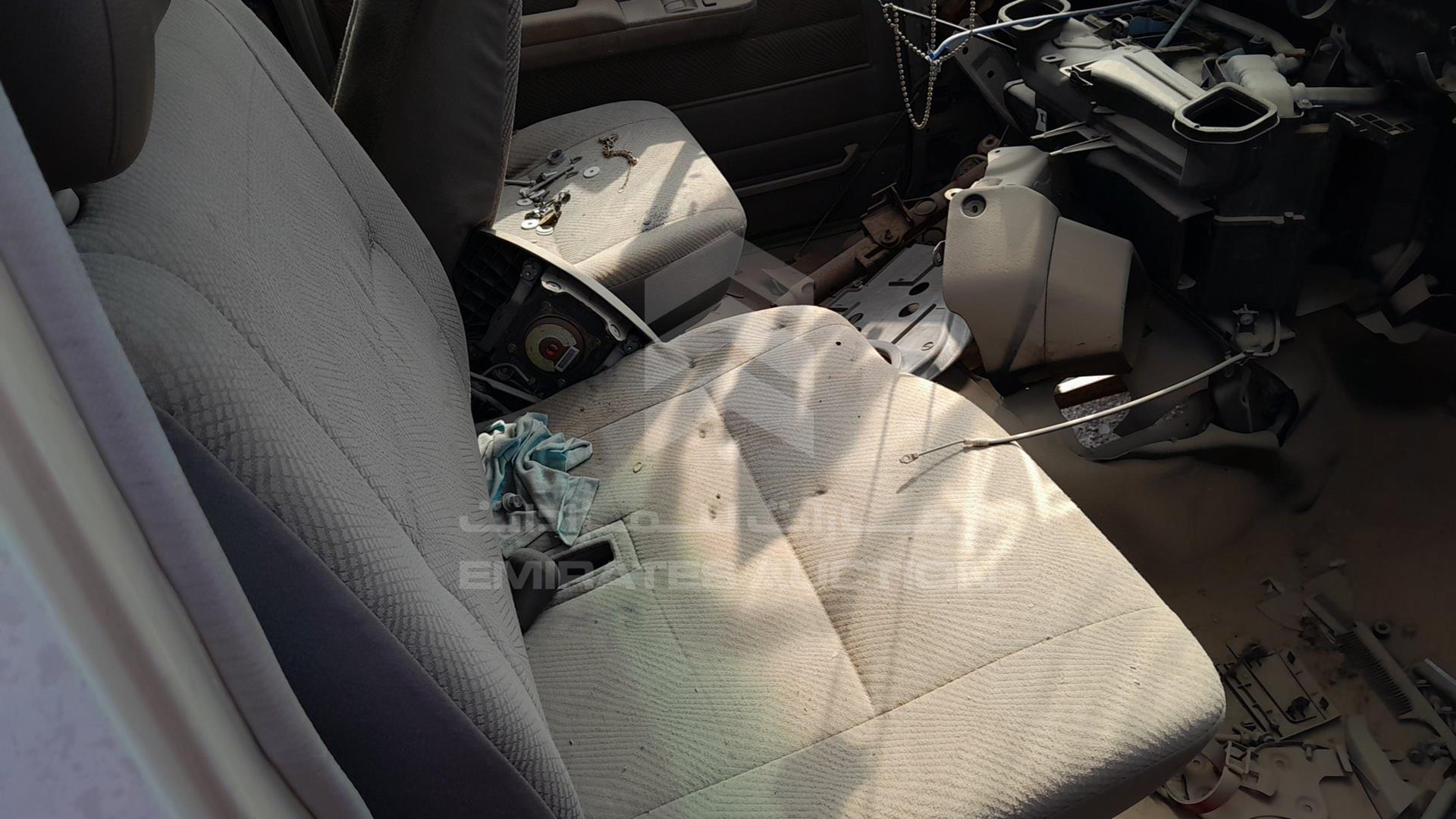 2010 TOYOTA LAND CRUISER VIN: JTFLU73J8A4507289