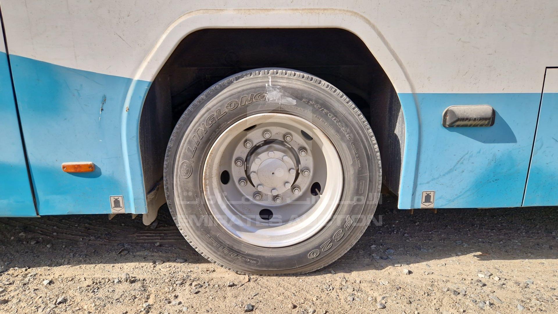 2017 FOTON BUS VIN: LVCB4LED4HG052176