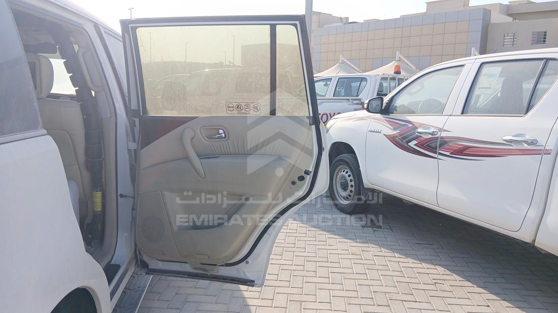 نيسان باترول 2019 — الباب الخلفي الأيمن — صورة 21