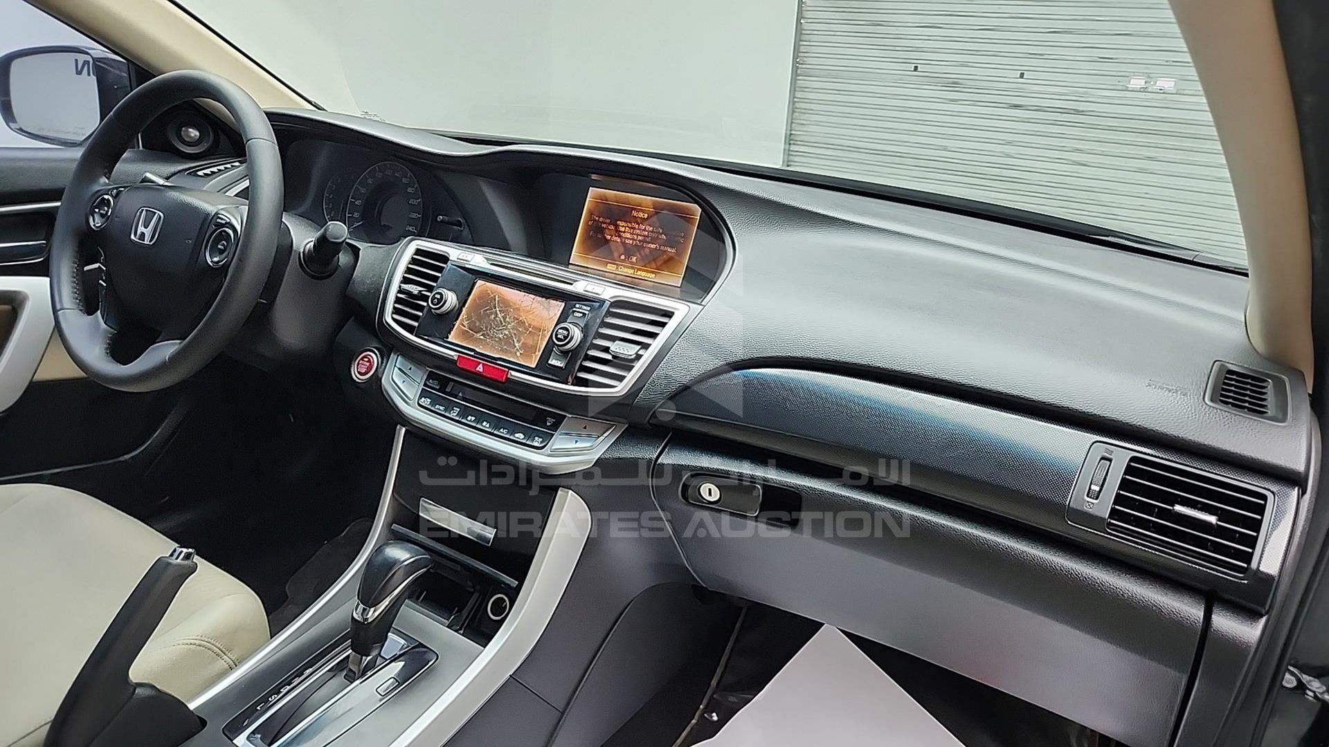 2015 HONDA ACCORD VIN: 1HGCT1278FA600273