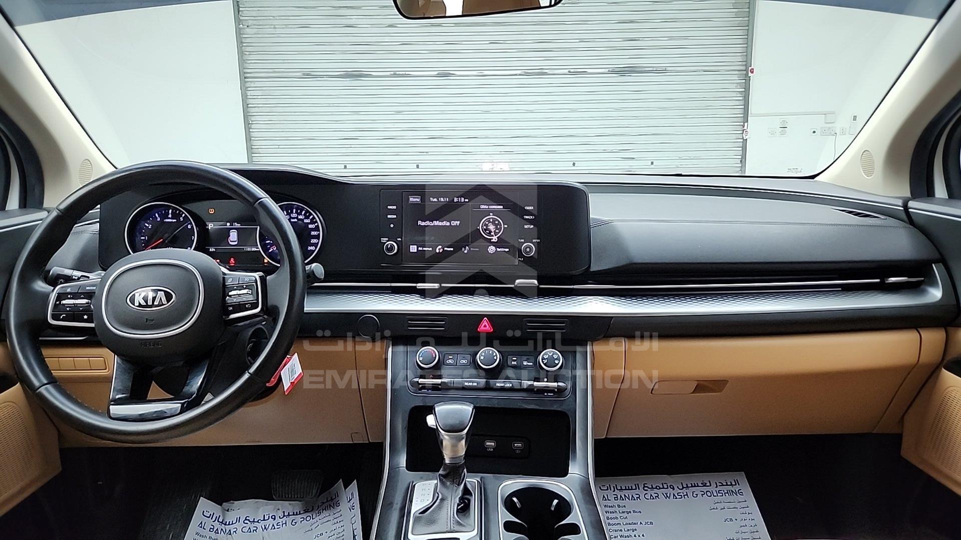 2021 KIA CARNIVAL VIN: KNANC8143M6049819
