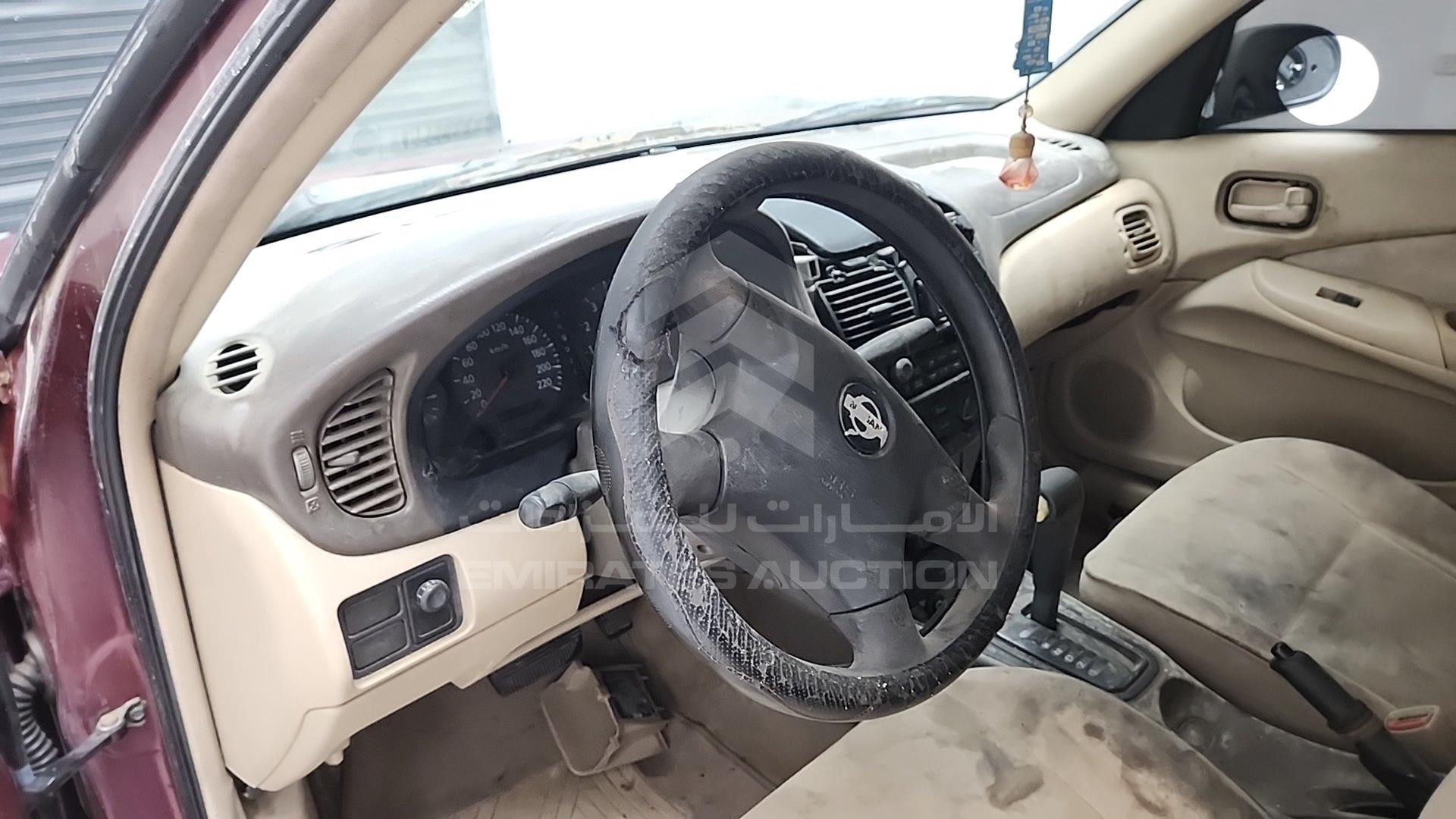 2002 NISSAN SUNNY VIN: JN1FN61C72W012401