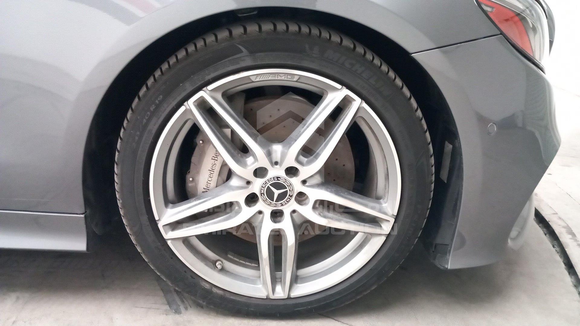 2018 MERCEDES E 400 VIN: WDD1K6FBXJF041475