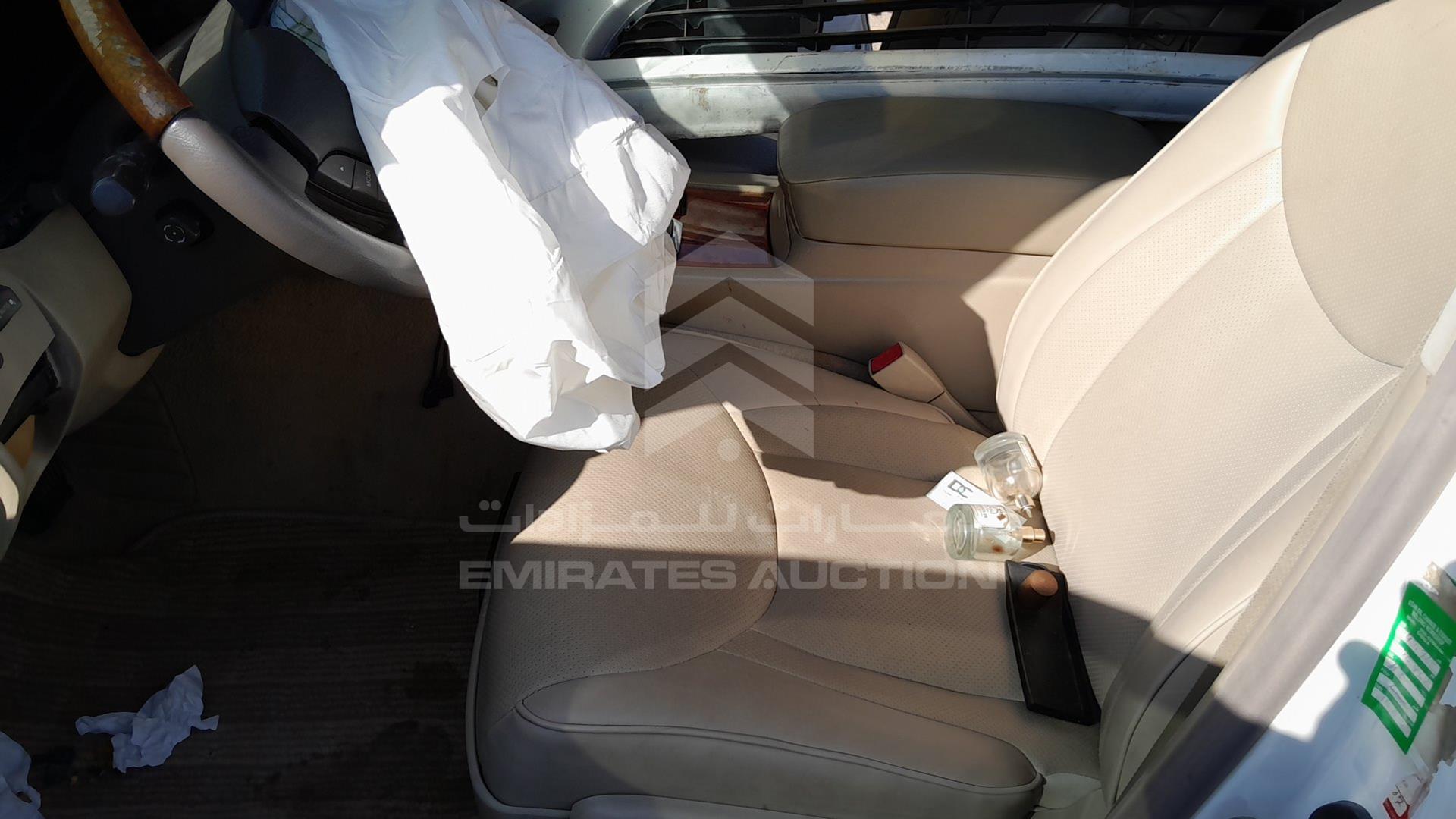 2001 LEXUS LS 430 VIN: JTHBN30F110018684