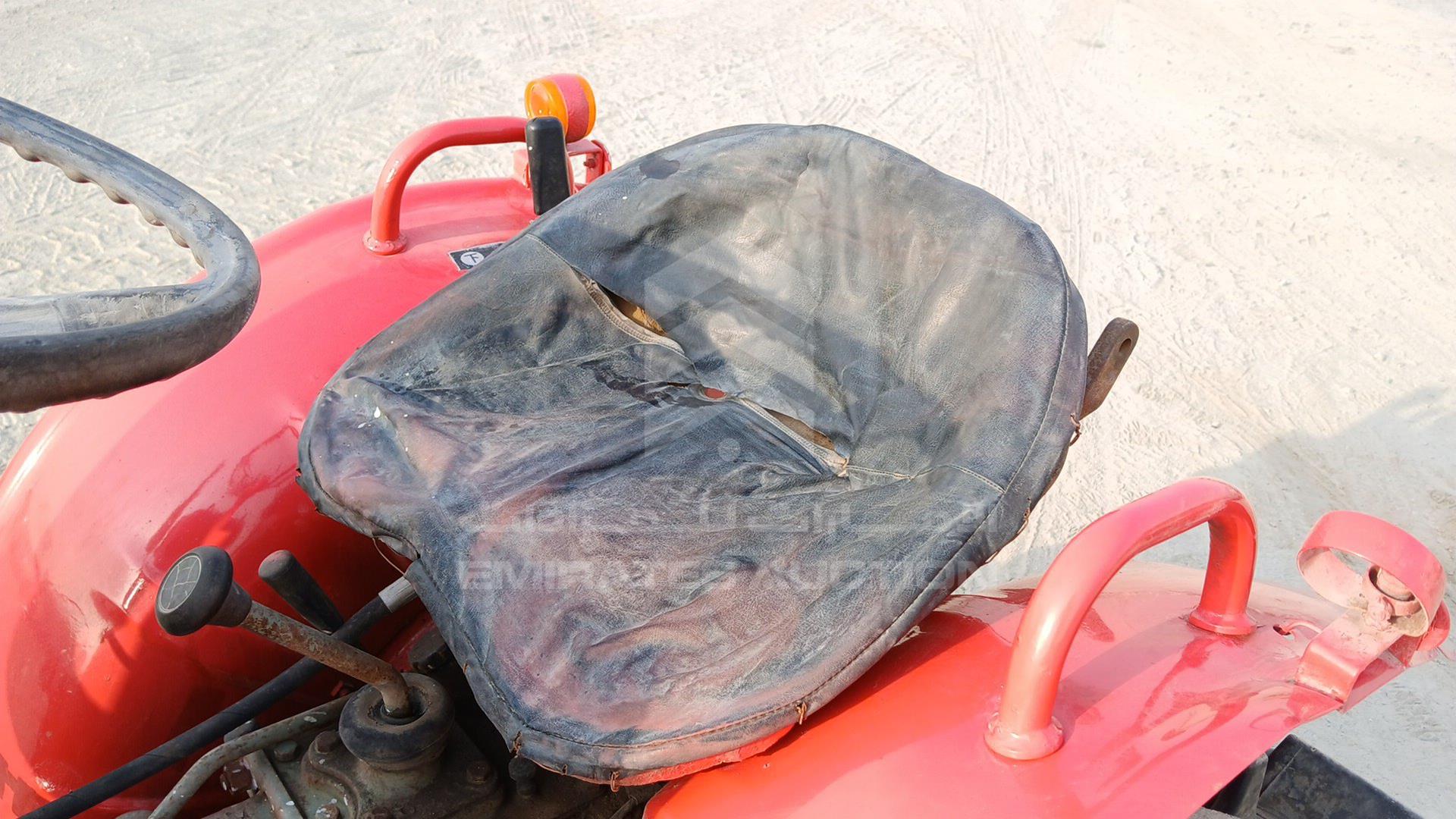 0 YANMAR --- VIN: YM1300D04359