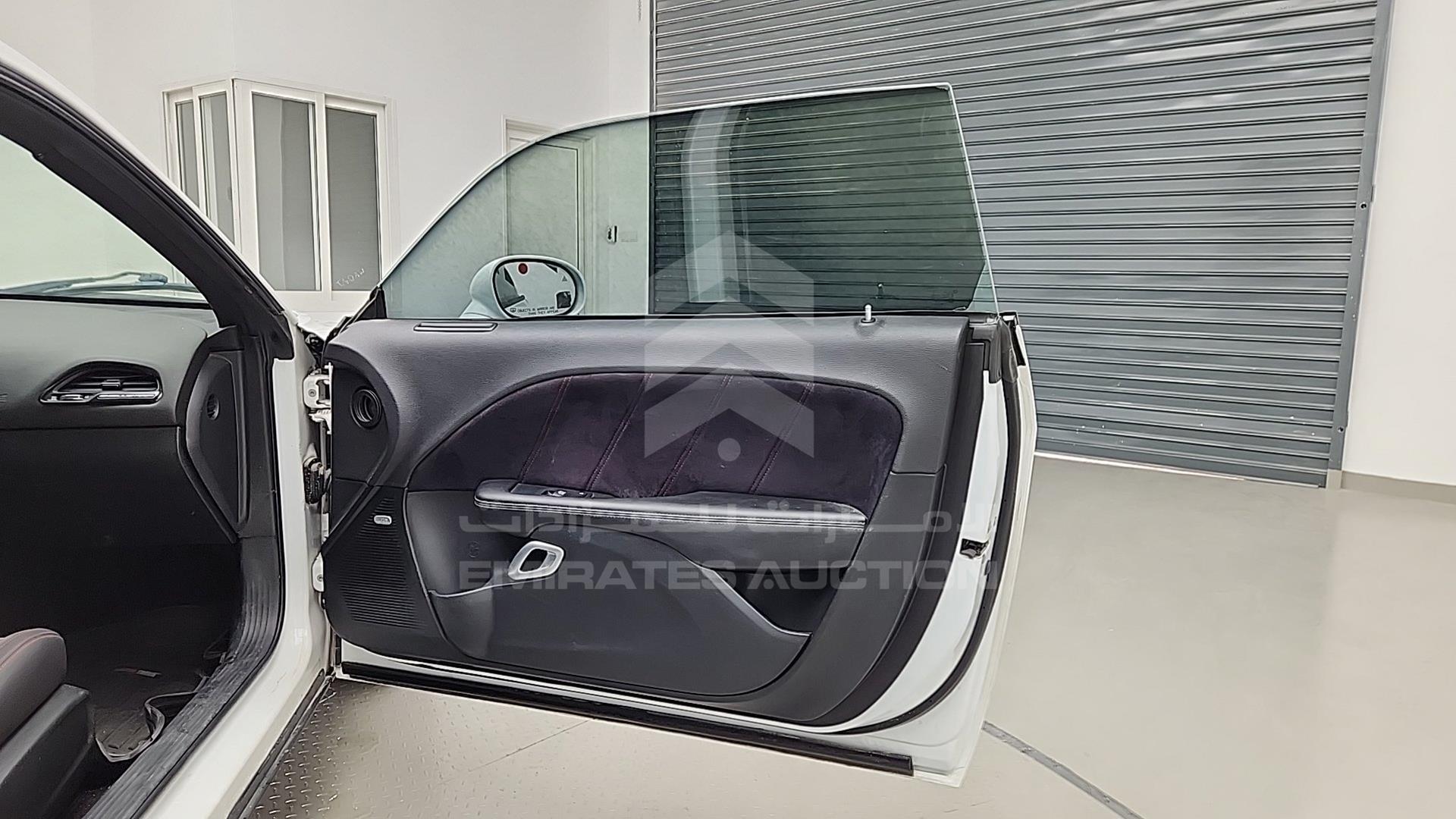 2018 DODGE CHALLENGER VIN: 2C3CDZBT2JH182900