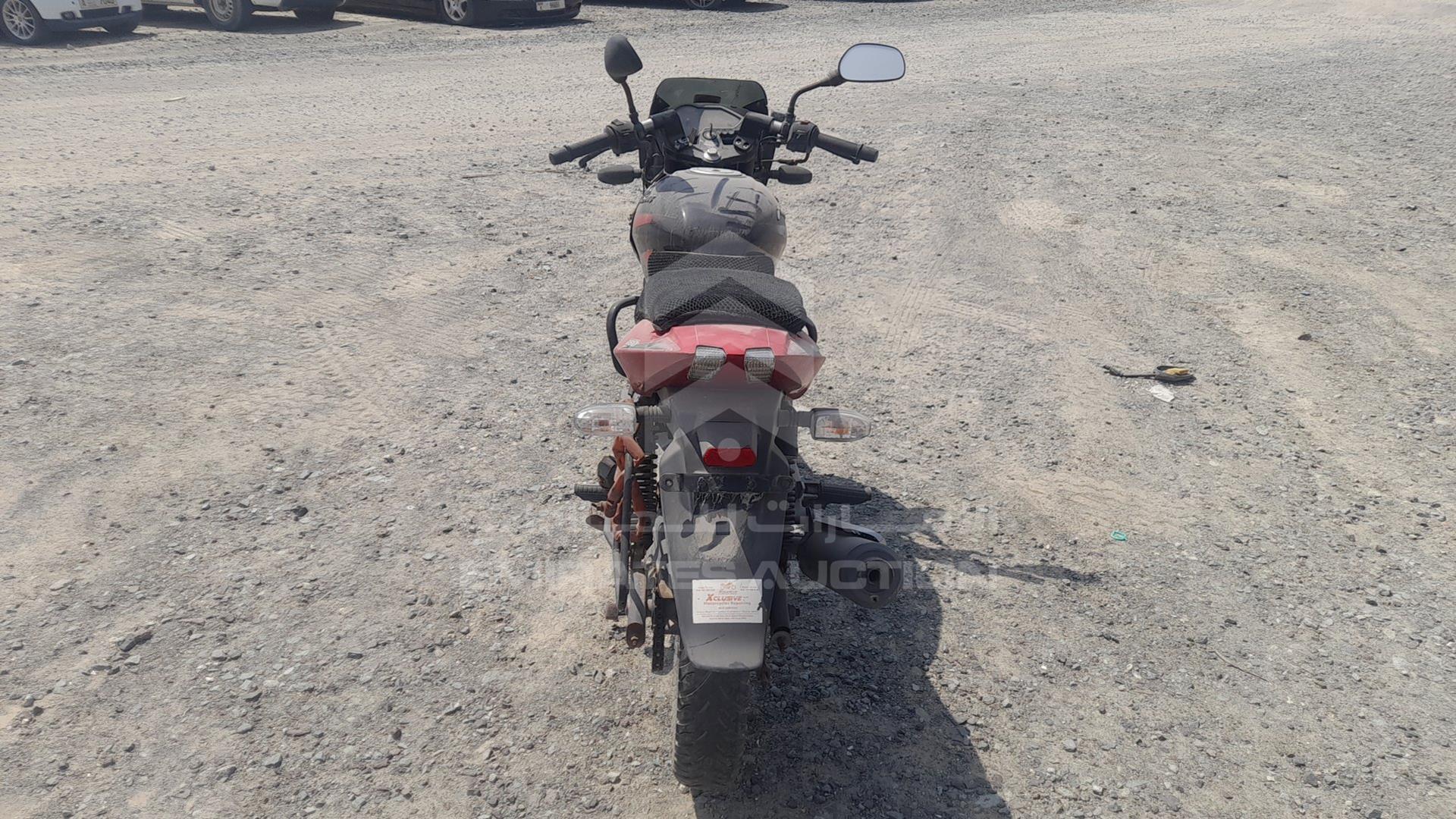 2015 BAJAJ 180 CC VIN: MD2A12DZ1FCL86256