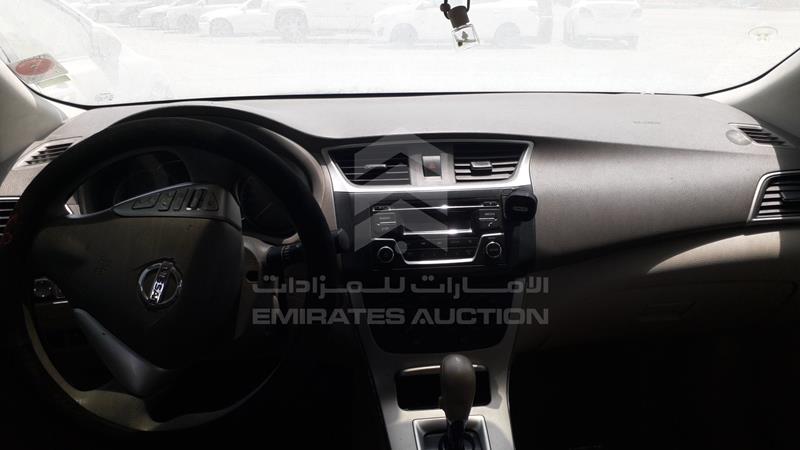 MNTBB7A93H6052104 Auction: EmiratesAuction Lot: 412008 MNTBB7A93H6052104 Nissan Sentra 2017 WHITE Photo 16
