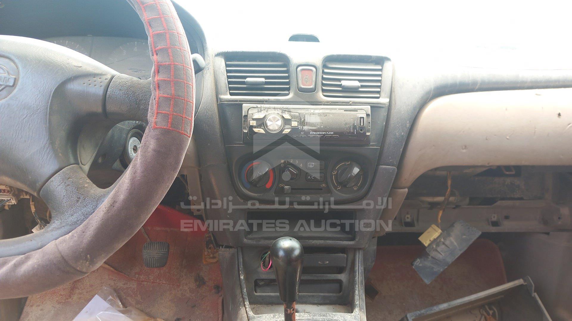 2002 NISSAN SUNNY VIN: JN1EN61C62W005886