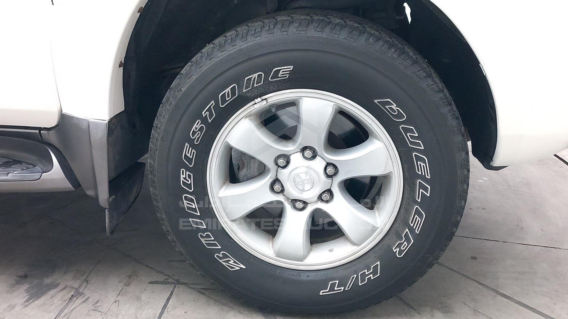 2006 TOYOTA PRADO VIN: JTEBL29J065043302