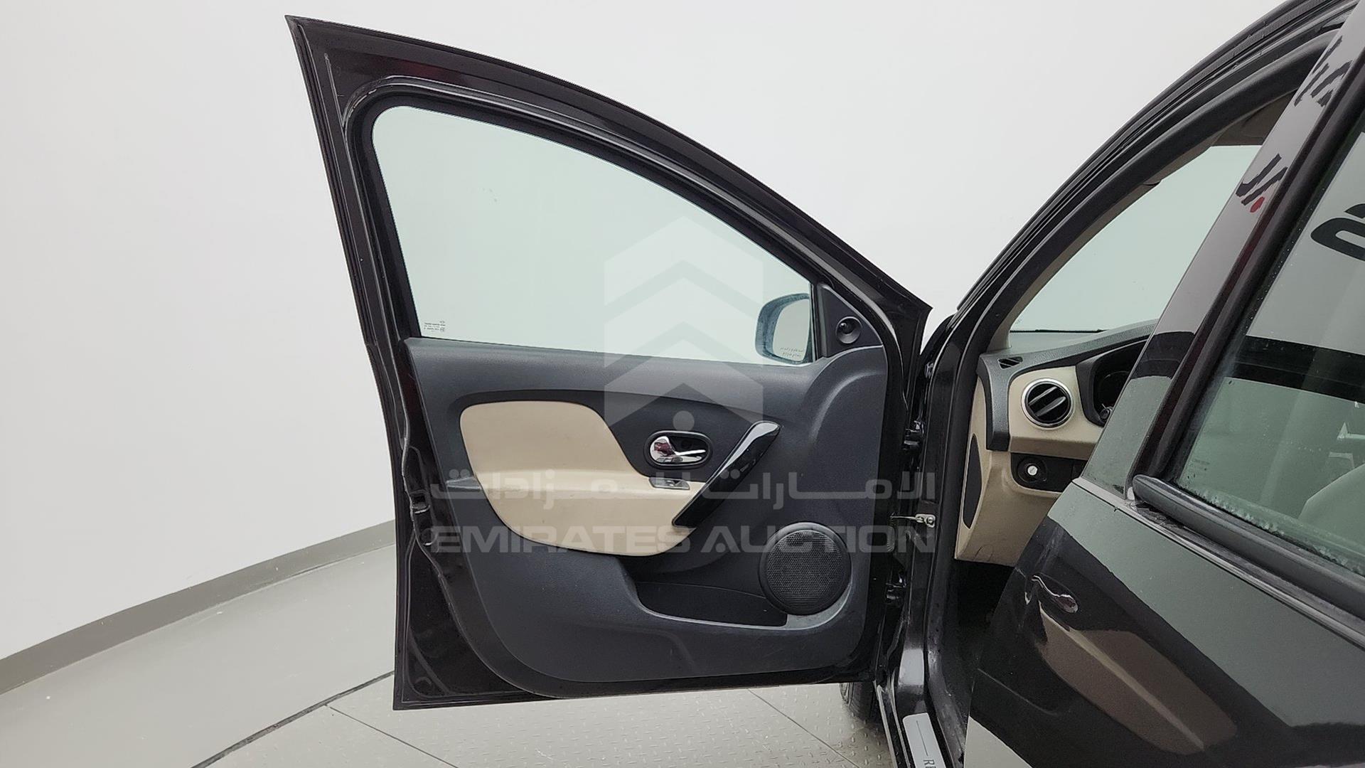 2017 RENAULT SYMBOL VIN: VF14SRAB7HT507020