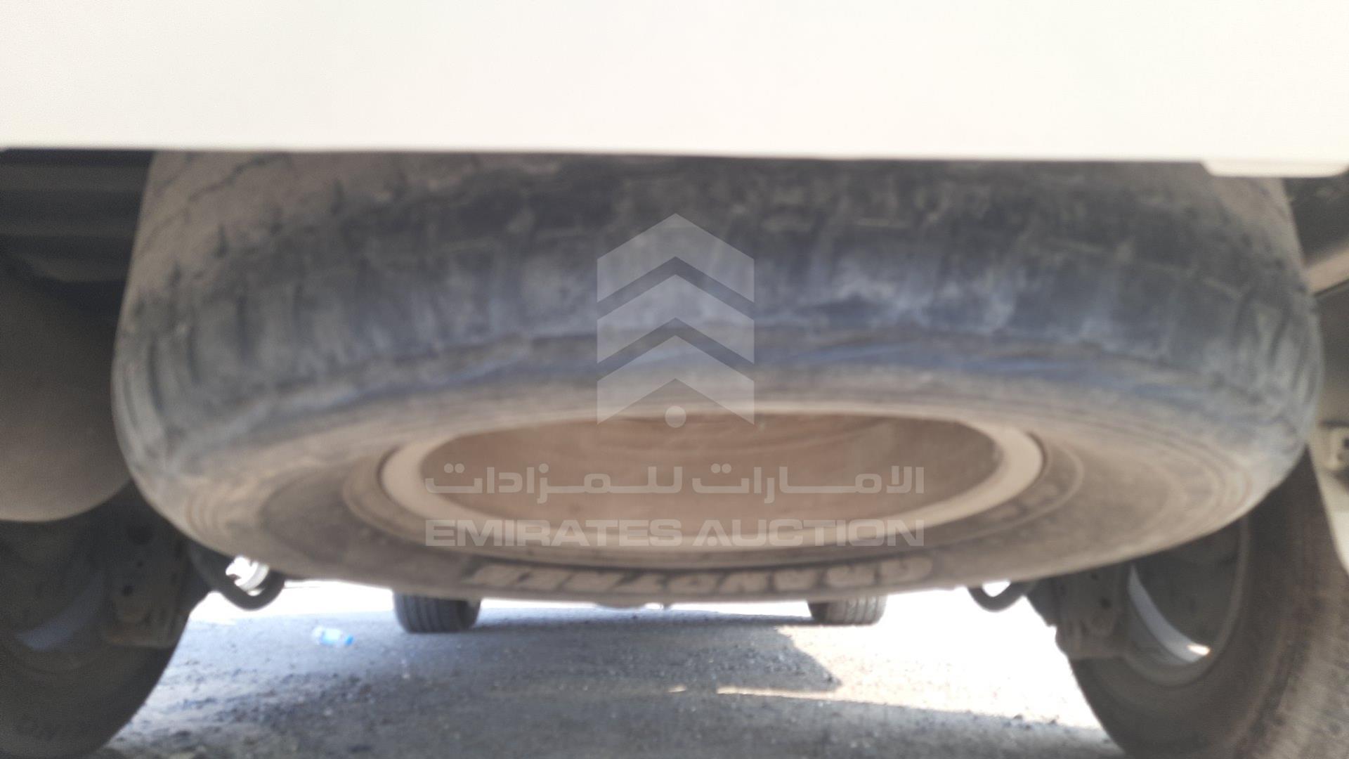 2011 TOYOTA LAND CRUISER VIN: JTMHU09J5B4036555