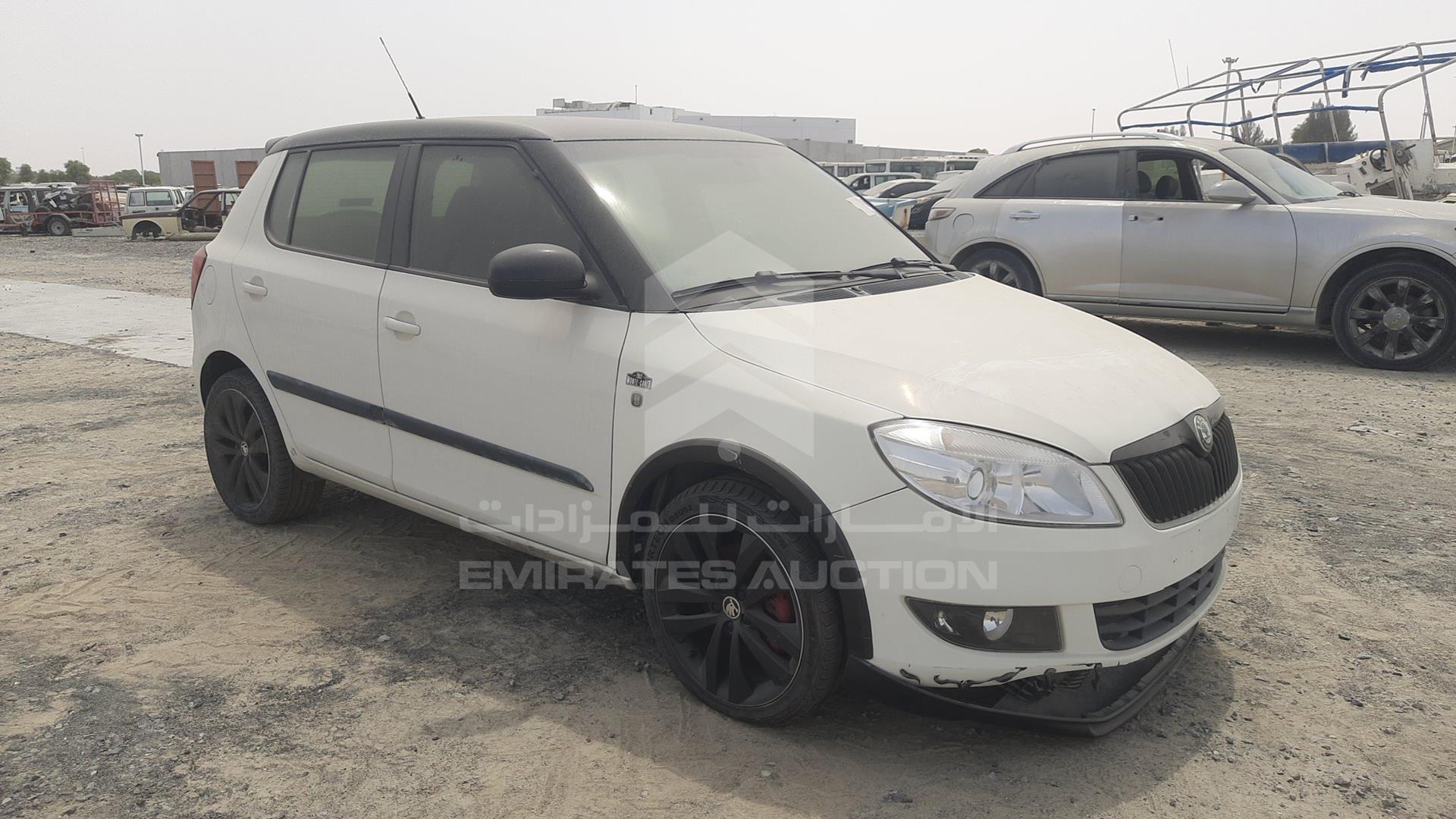 2014 SKODA FABIA VIN: TMBEP2NC8E3990109
