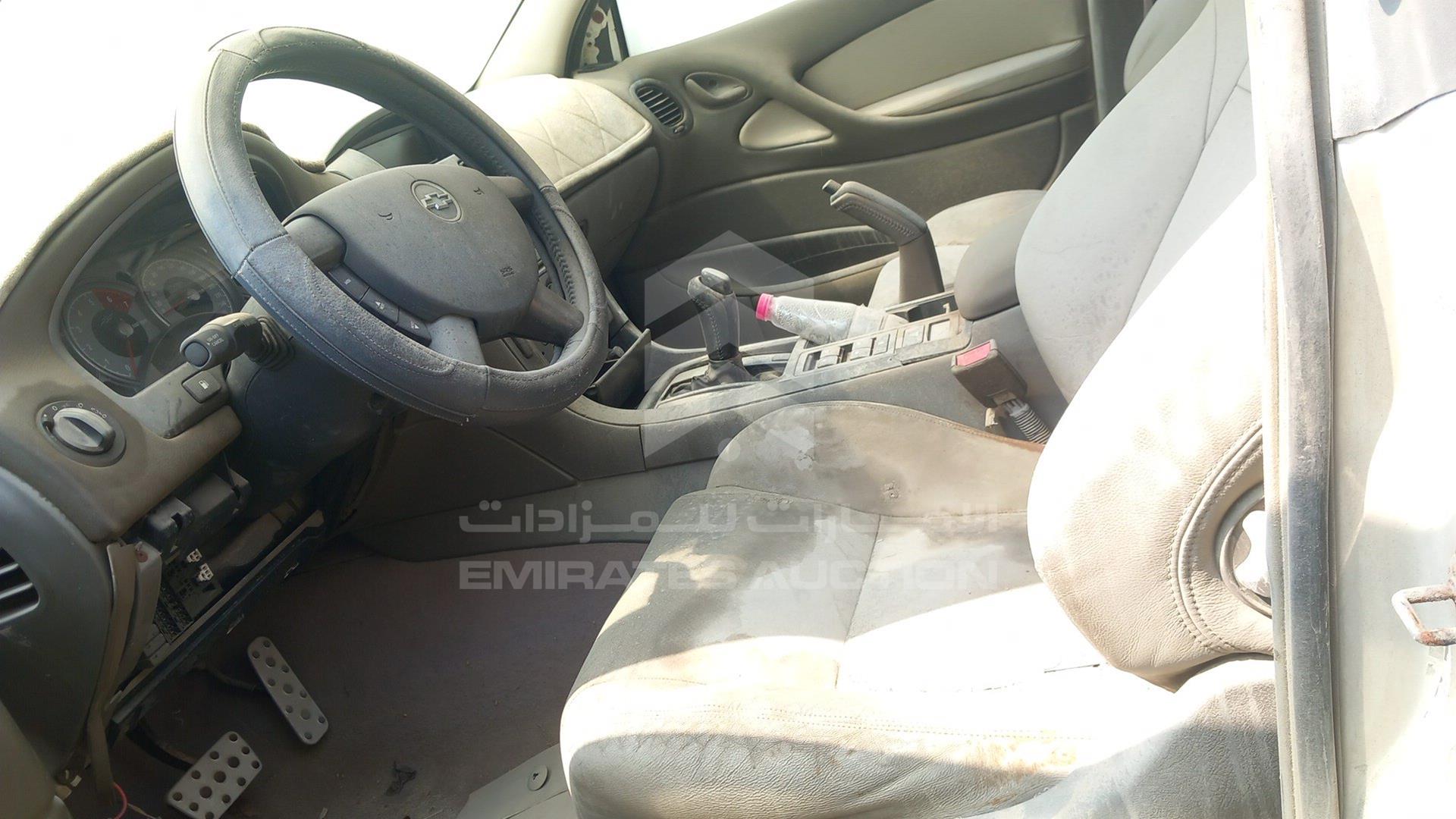 2005 CHEVROLET CAPRICE VIN: 6G1LM54F85L382941