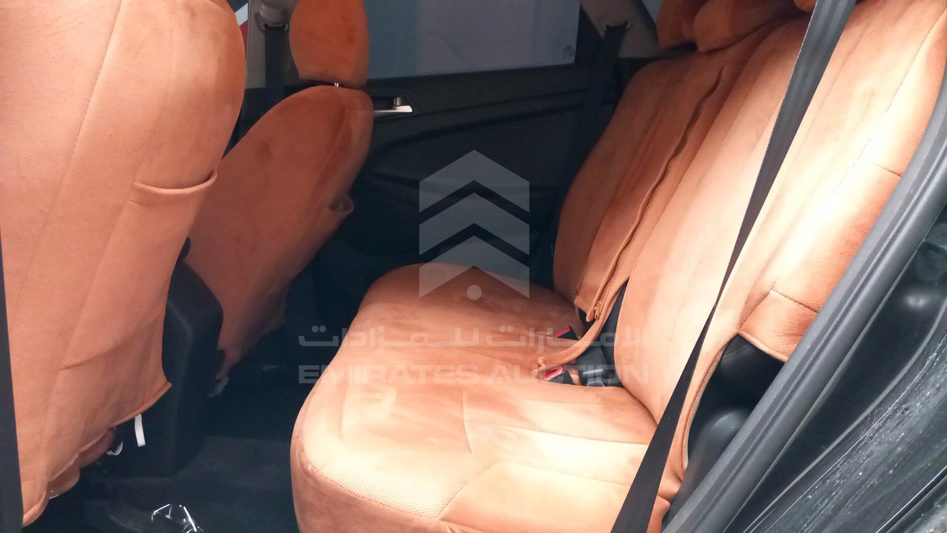 2020 HYUNDAI TUCSON VIN: KM8J33A42LU167175